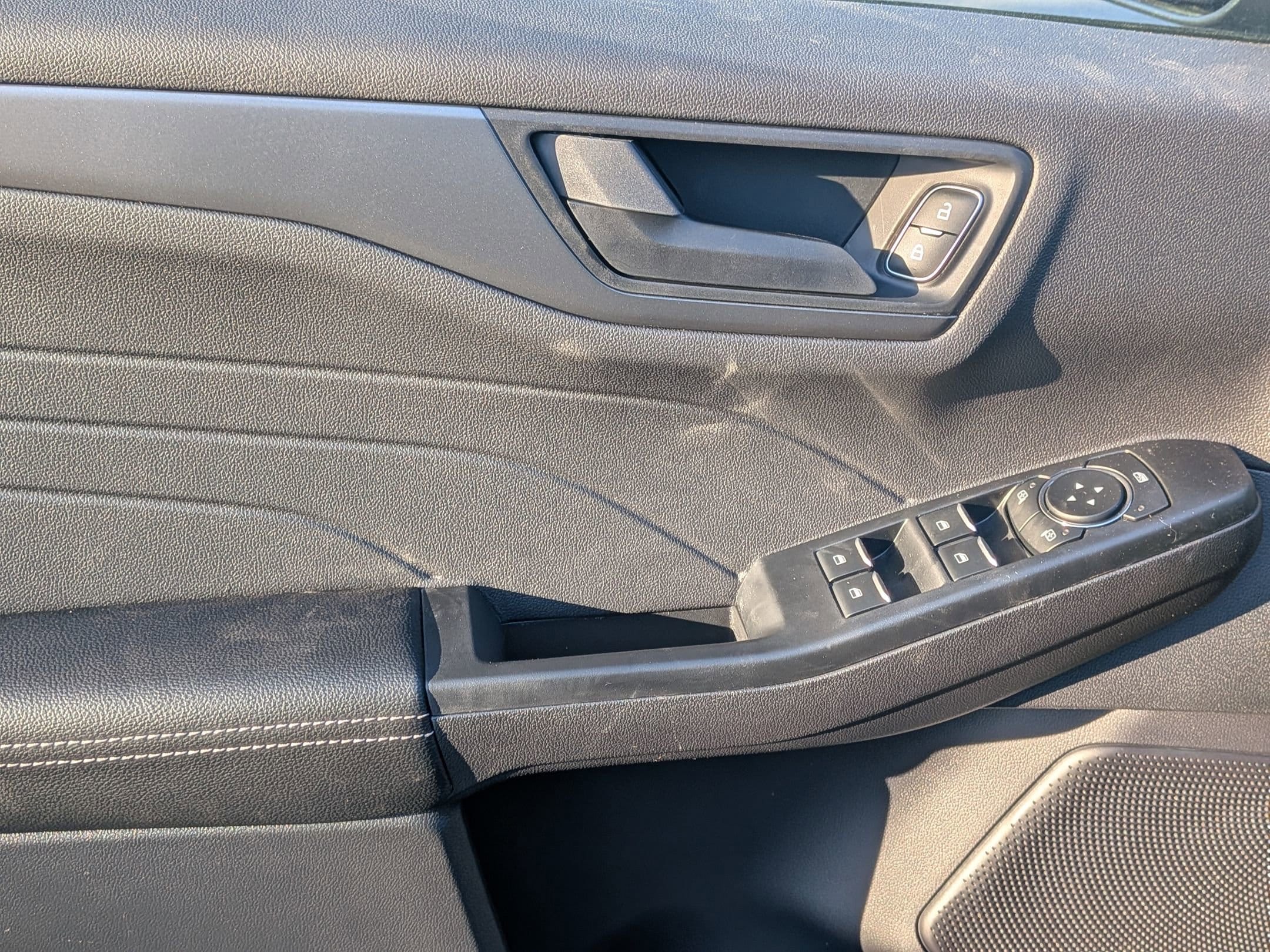 2026 FORD ESCAPE - Image 12