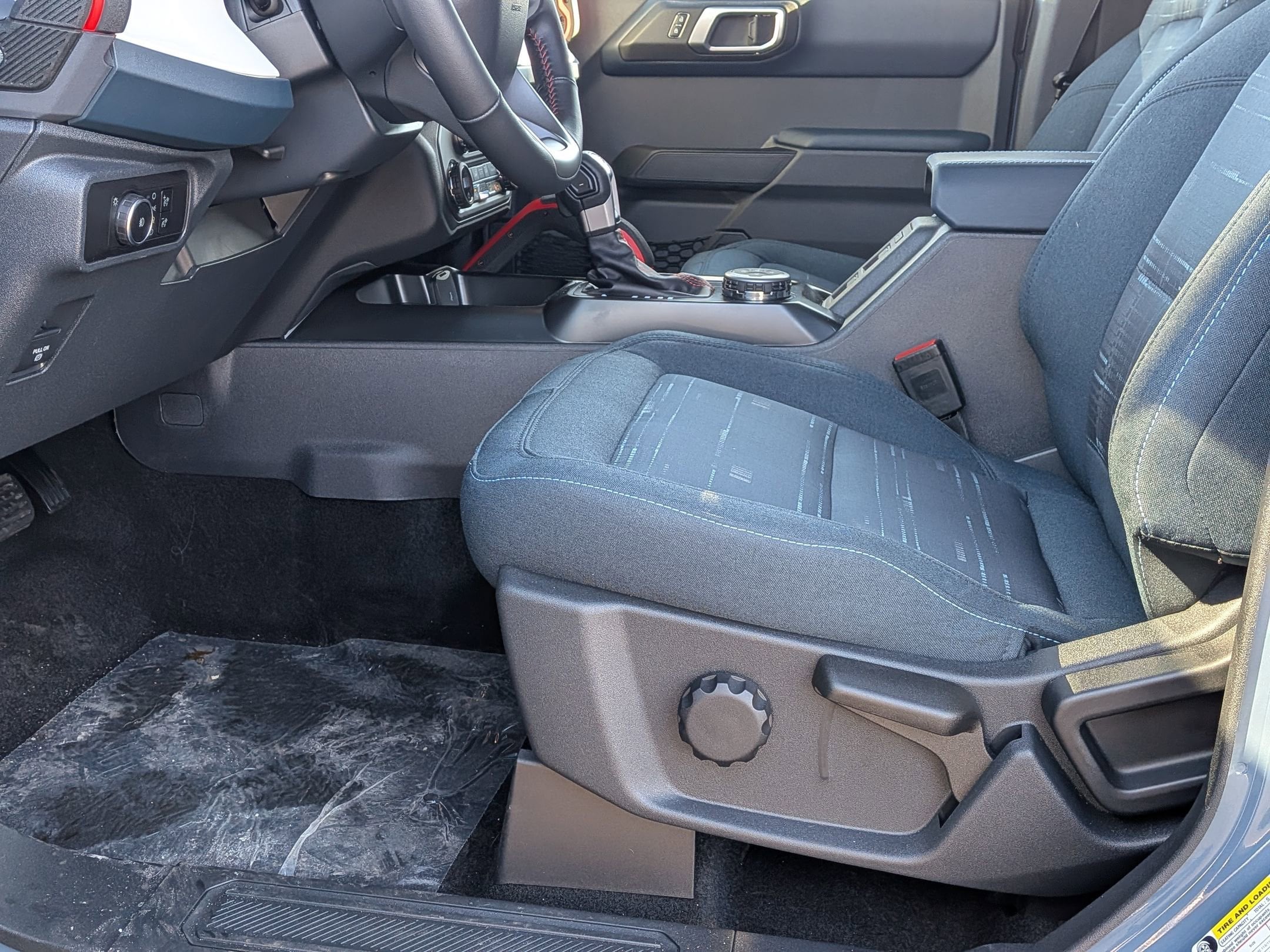 2025 FORD BRONCO - Image 12