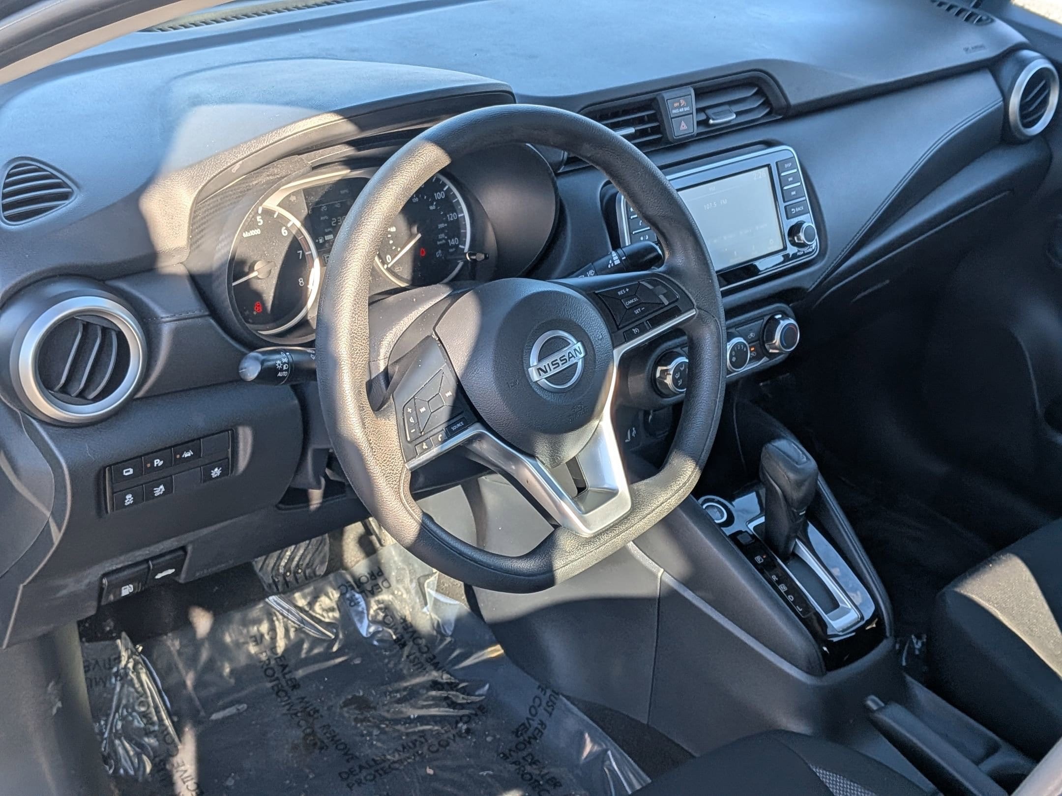 2020 NISSAN VERSA - Image 10