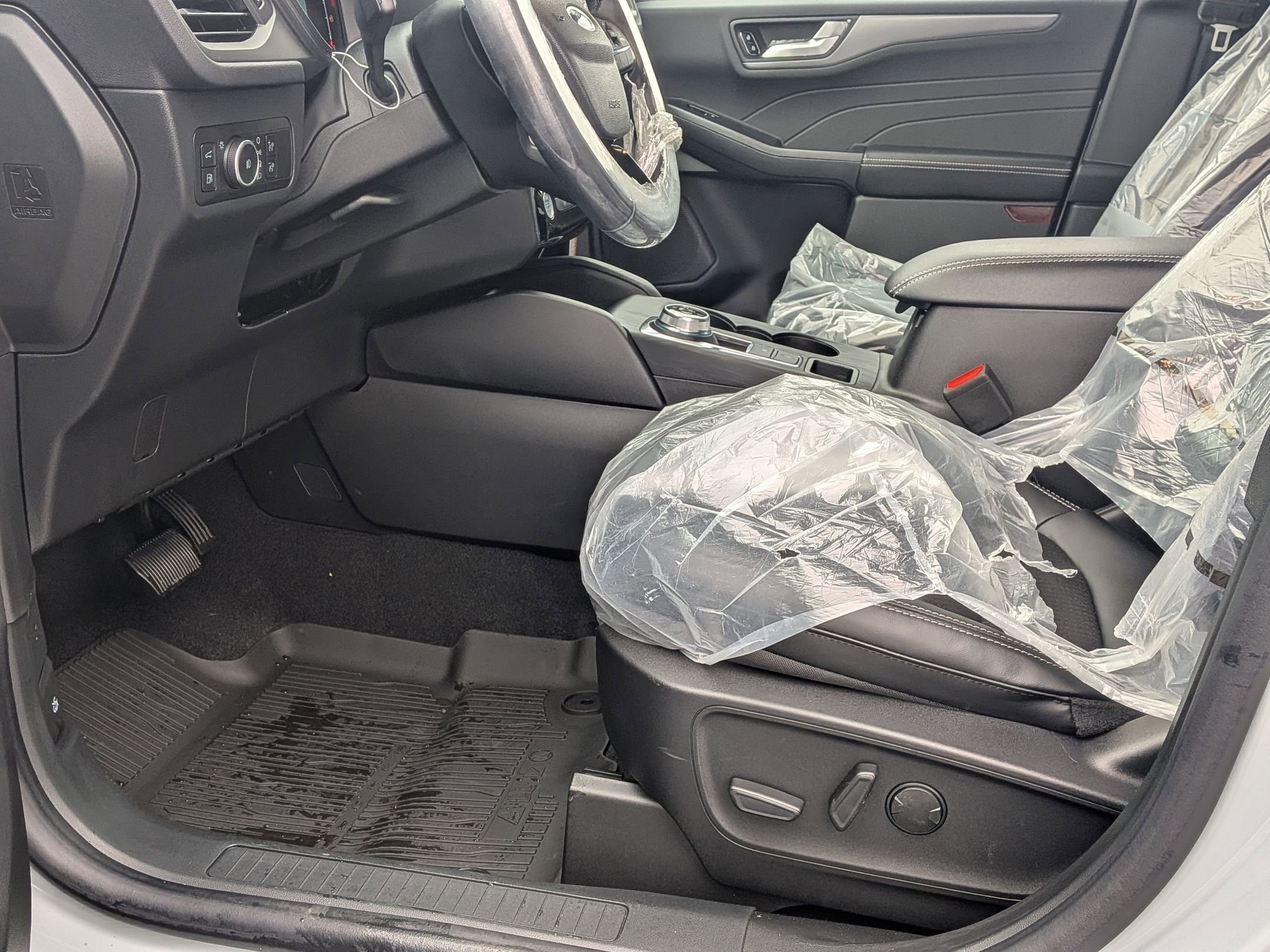 2026 FORD ESCAPE - Image 11