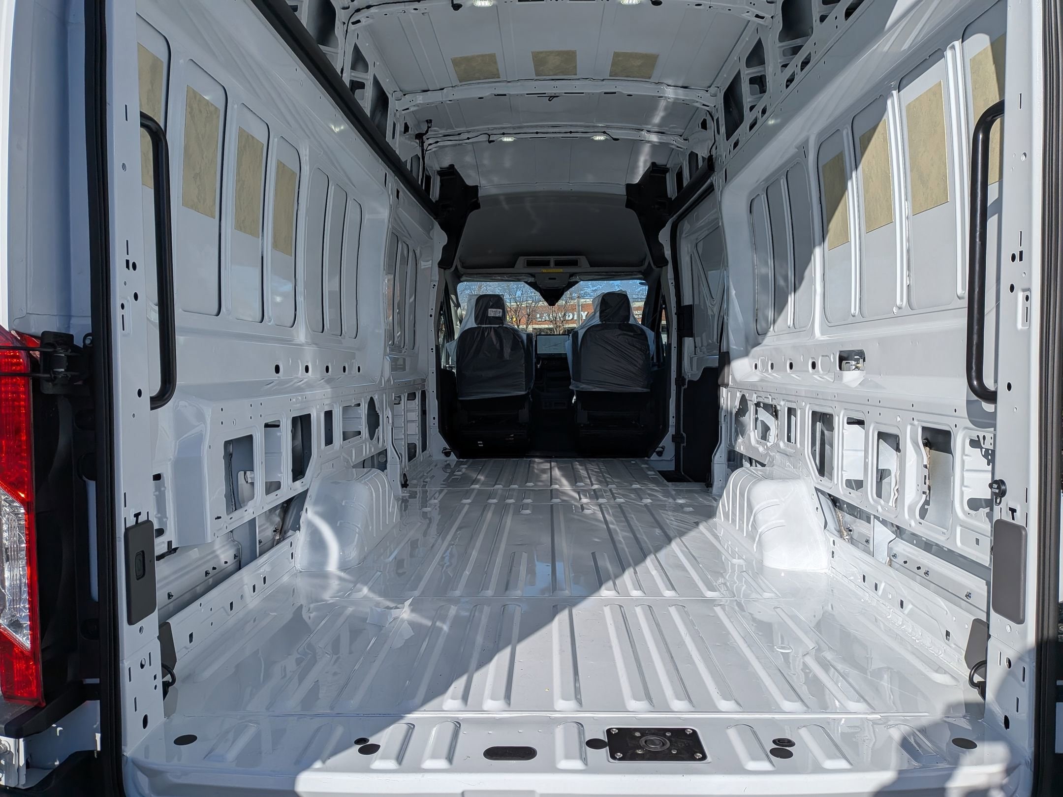 2026 FORD TRANSIT - Image 23