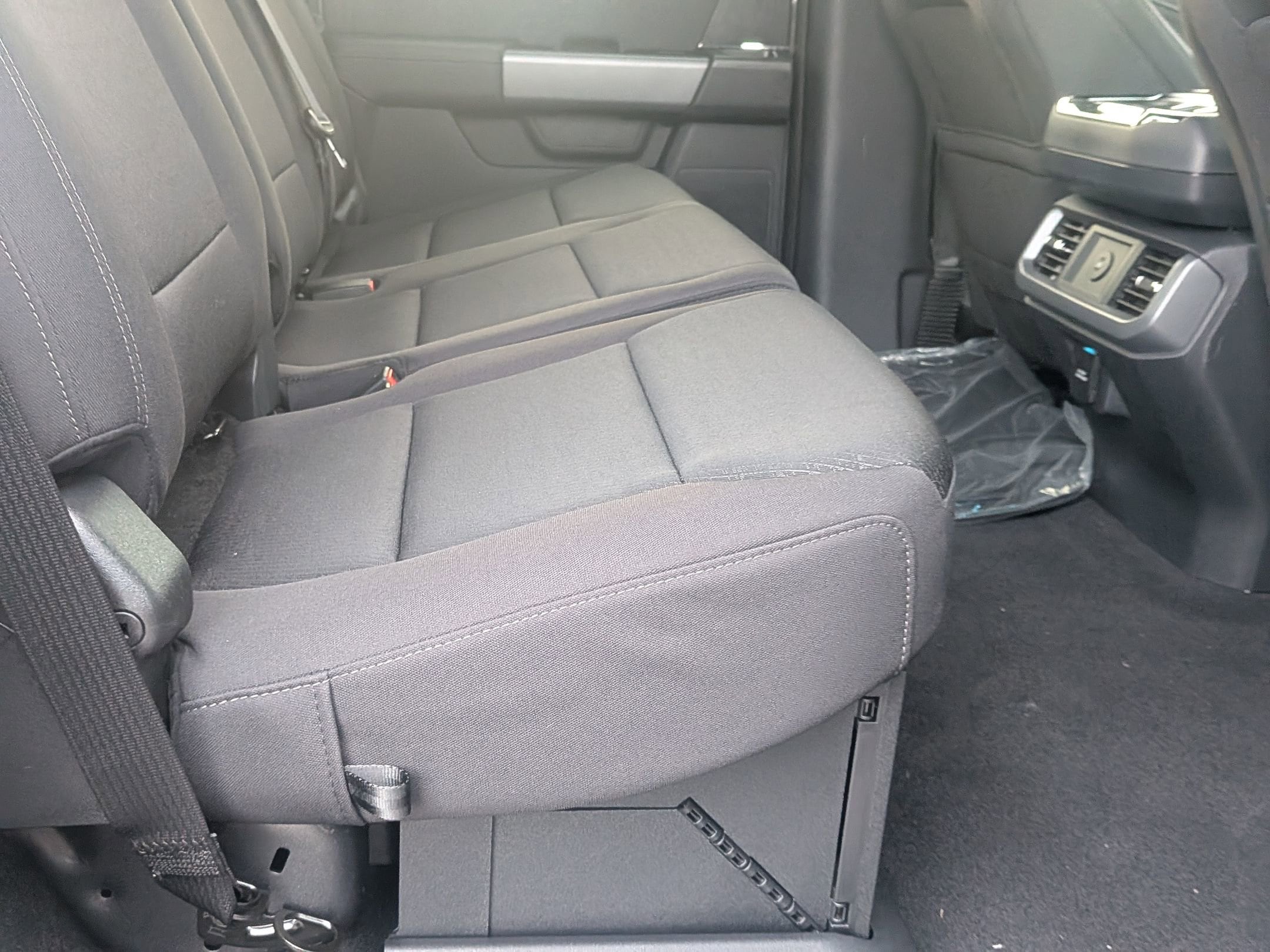 2025 FORD F-150 - Image 25