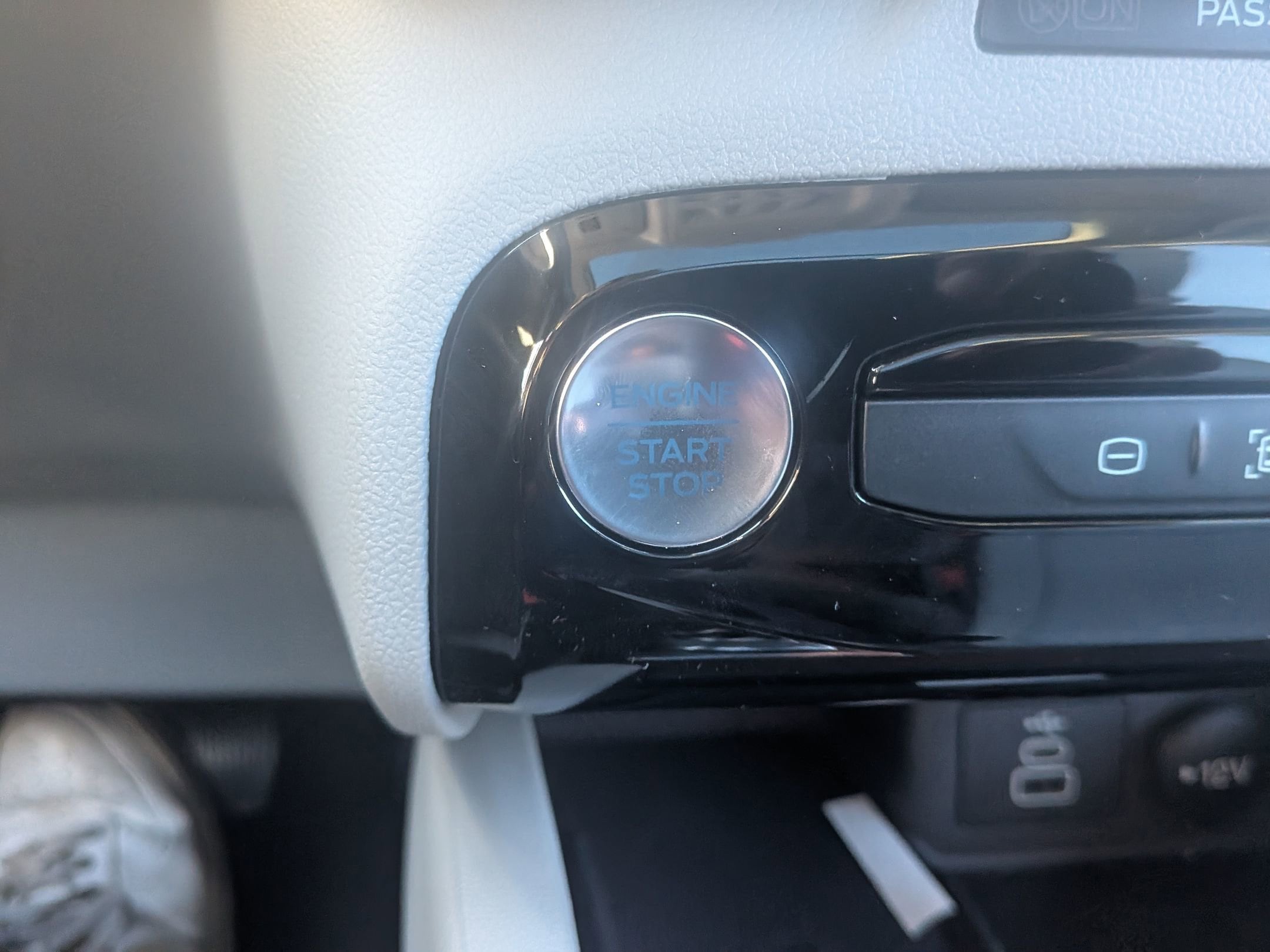 2026 FORD ESCAPE - Image 17