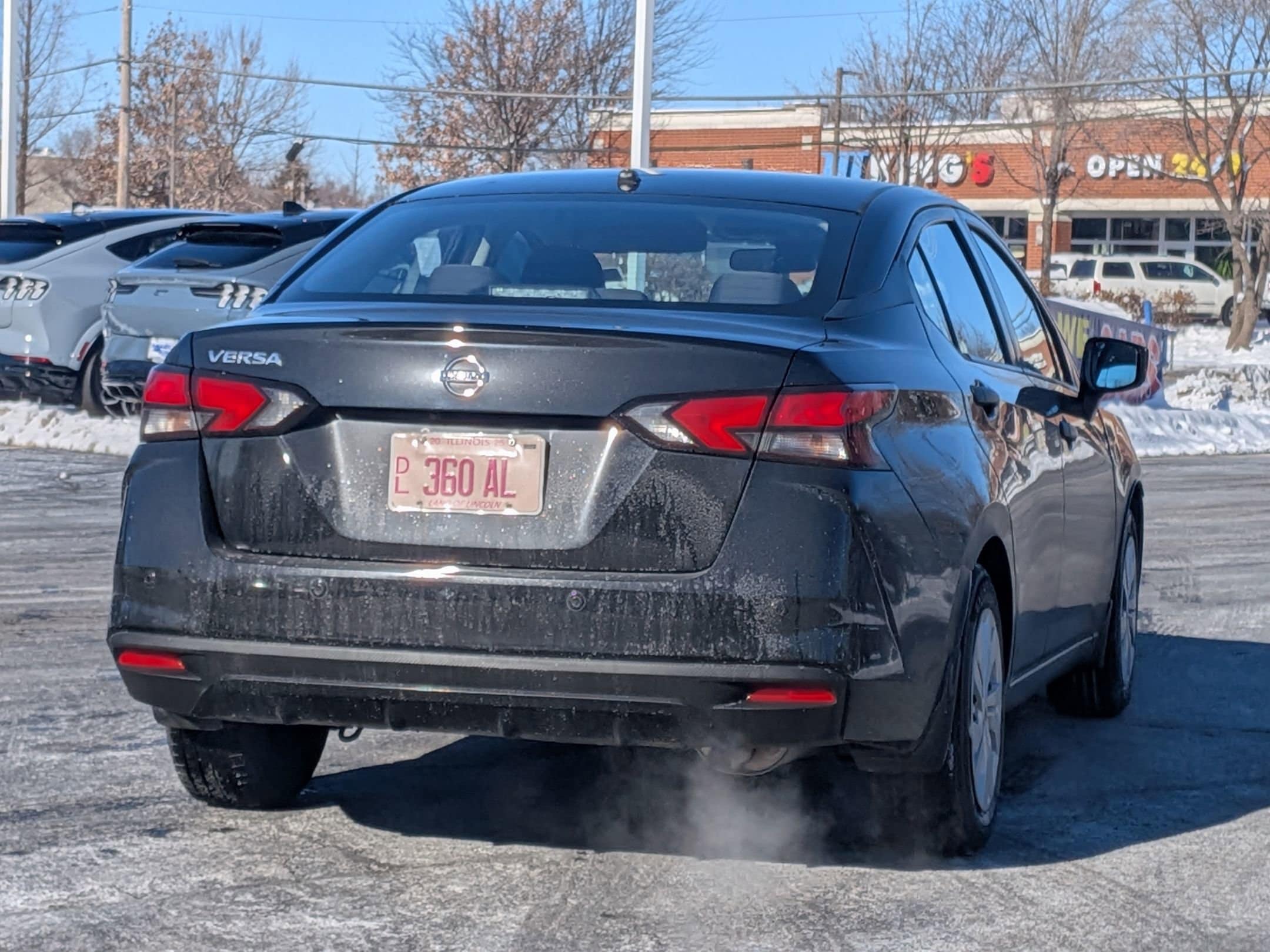 2020 NISSAN VERSA - Image 5