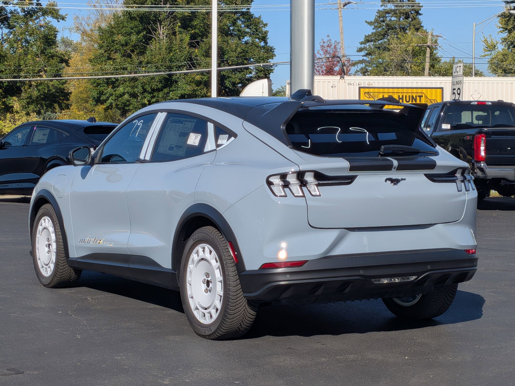 2025 FORD MUSTANG MACH-E - Image 7