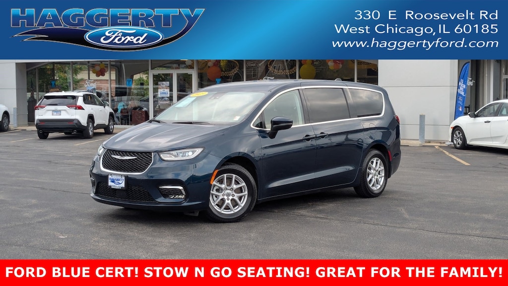 Certified 2023 Chrysler Pacifica Touring L FWD Mini-van, Passenger
