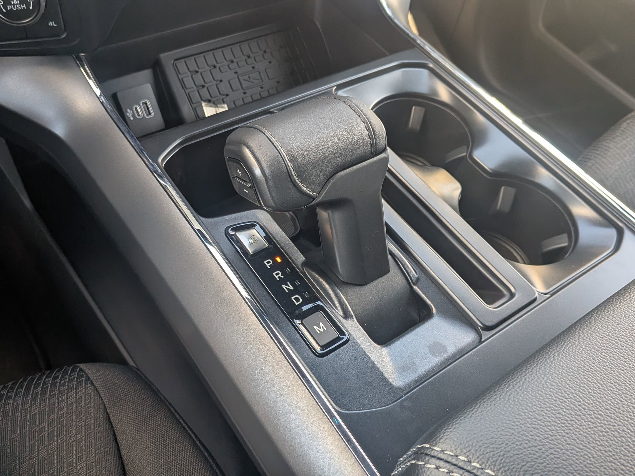 2025 FORD F-150 - Image 21