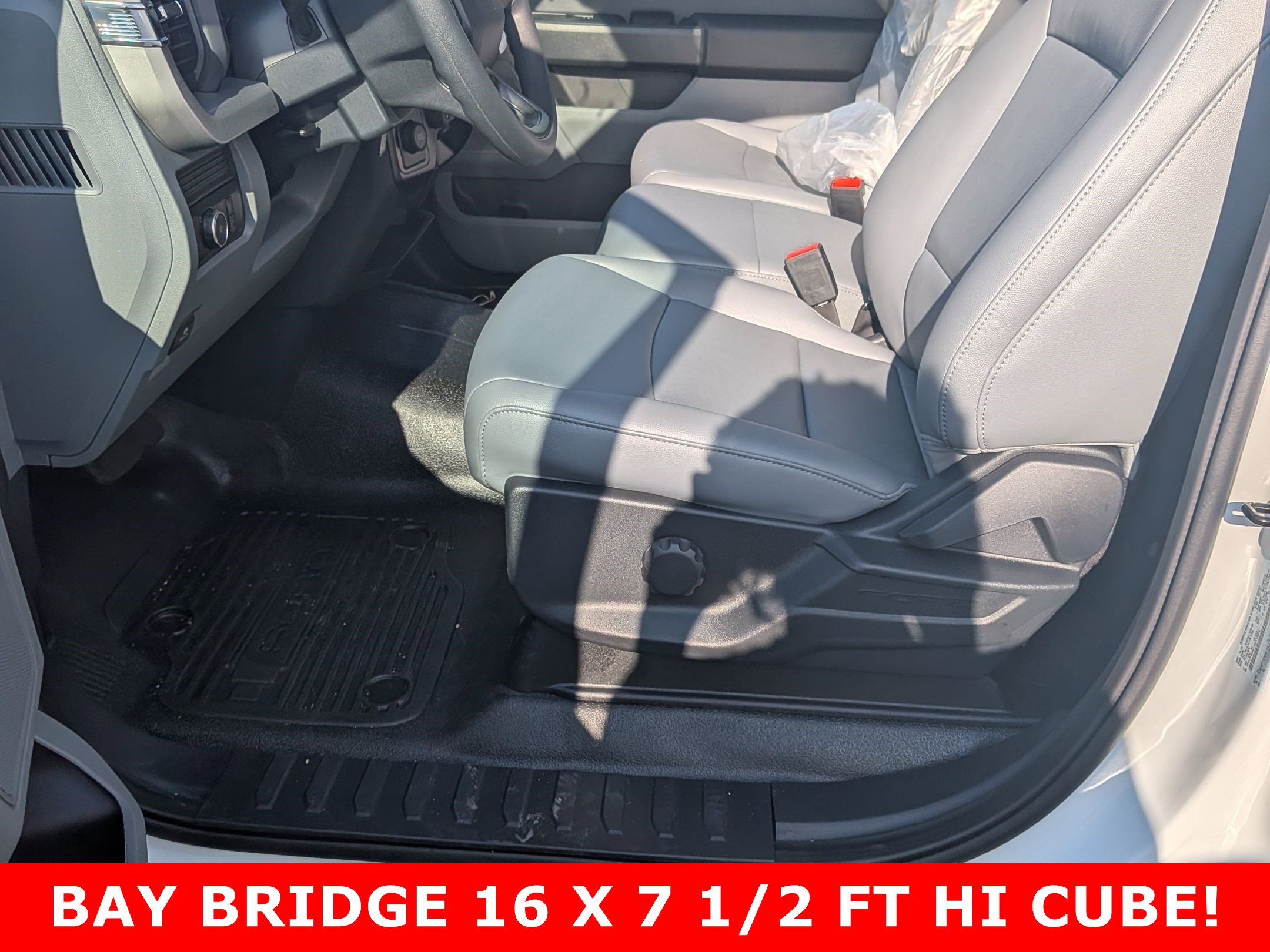 2025 FORD F-450 - Image 11