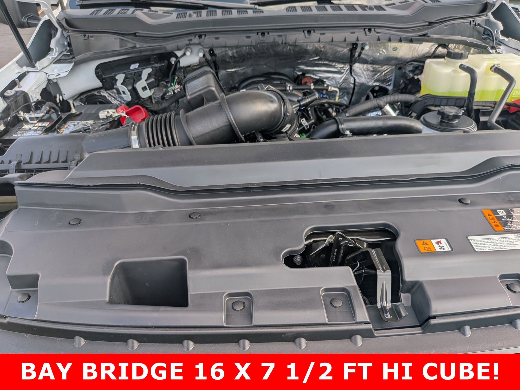 2025 FORD F-450 - Image 24