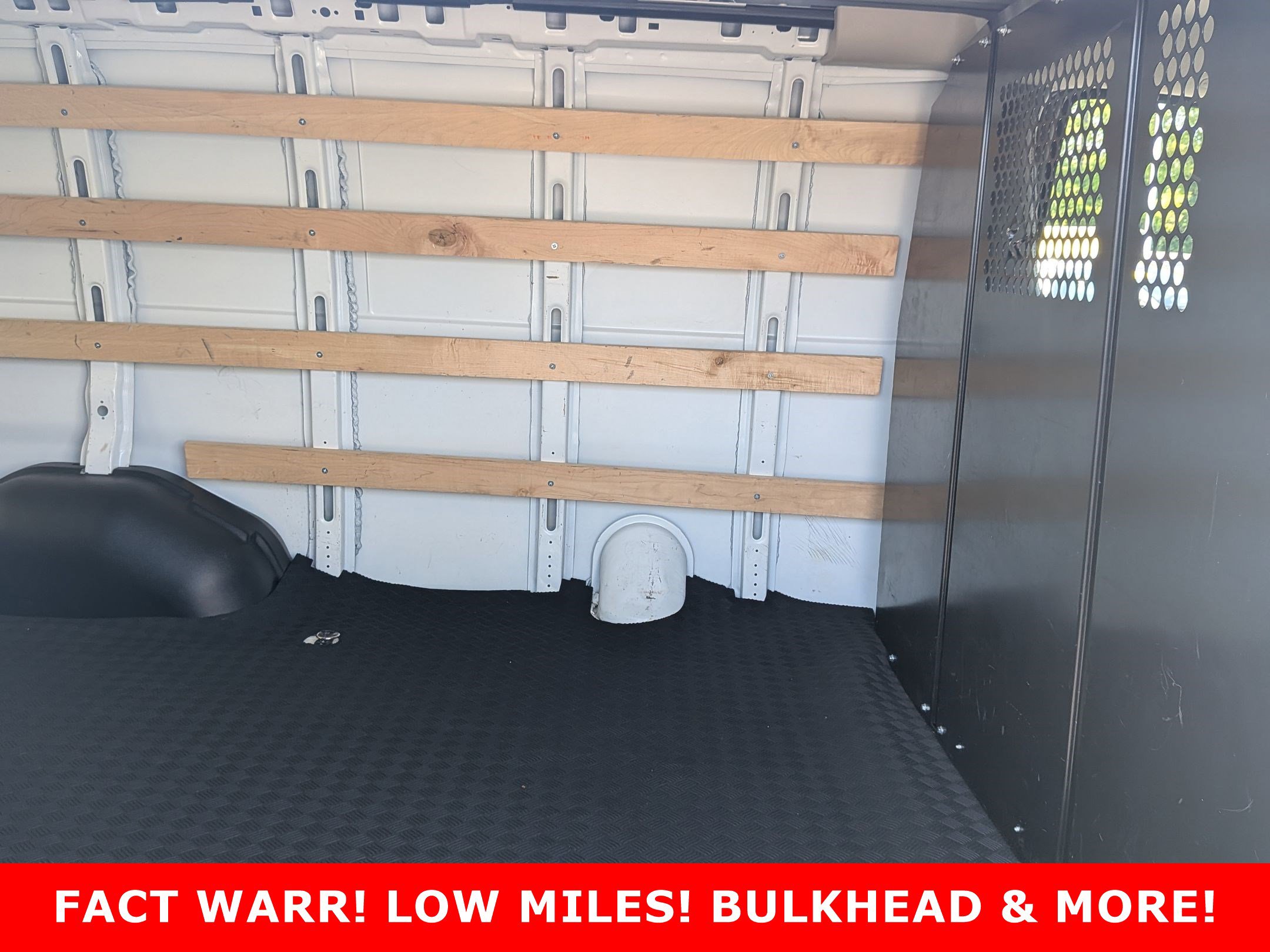 2023 CHEVROLET EXPRESS - Image 21