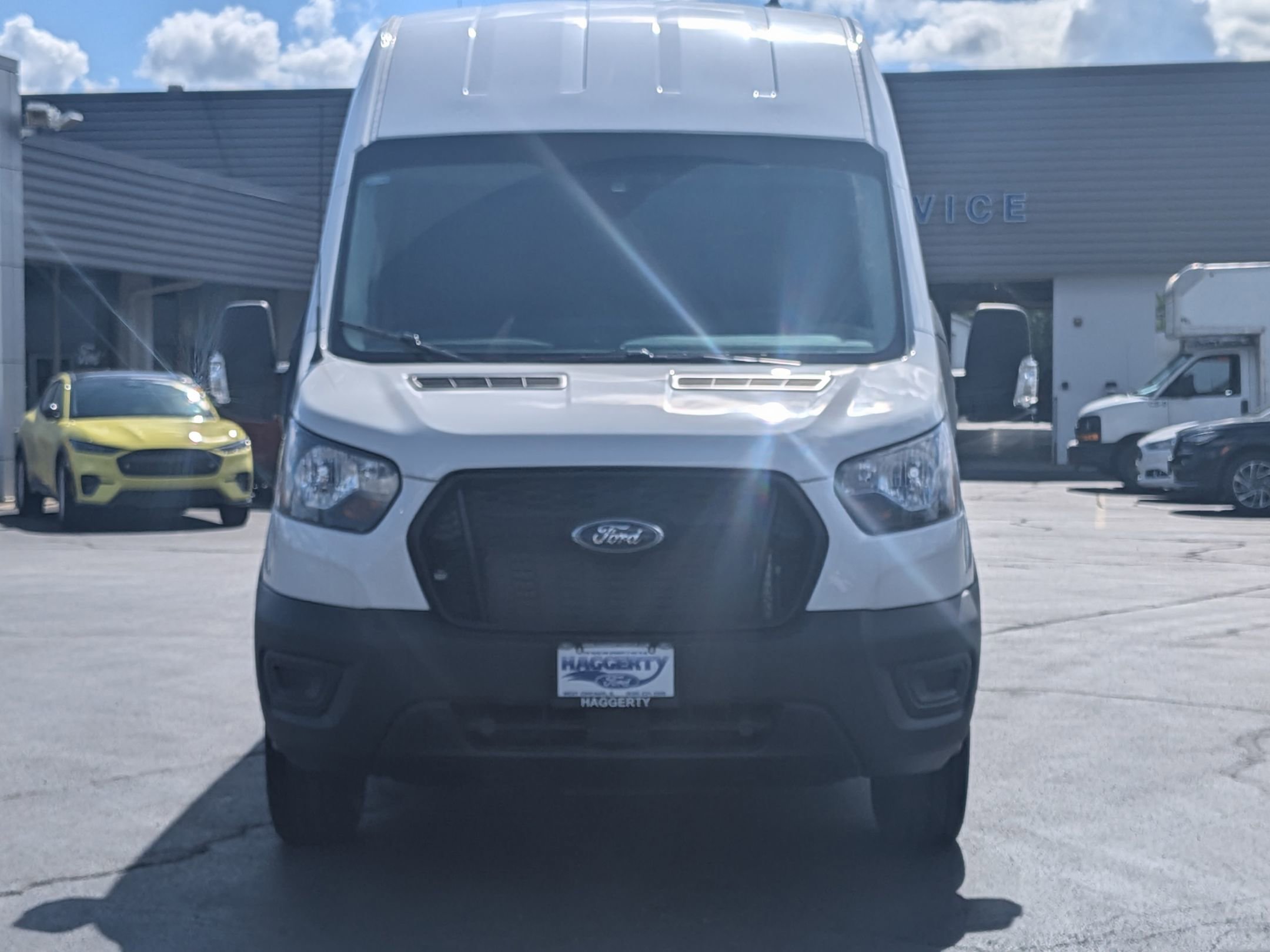 2025 Ford Transit photo 2