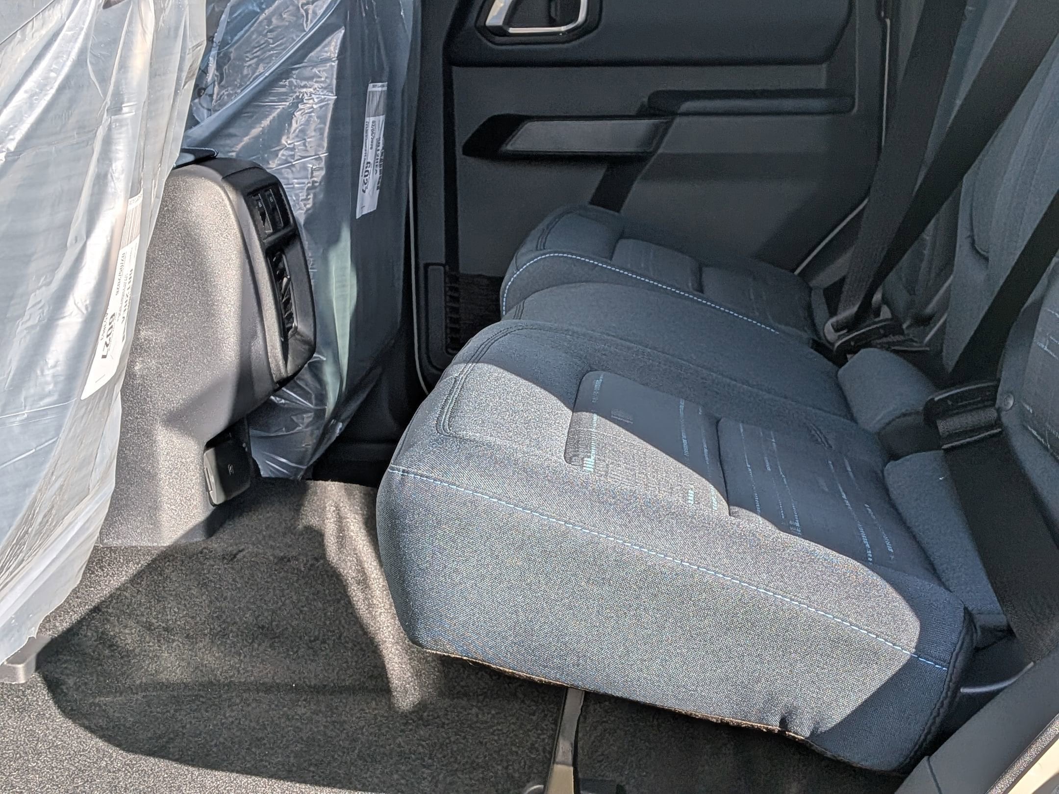 2026 FORD BRONCO - Image 23