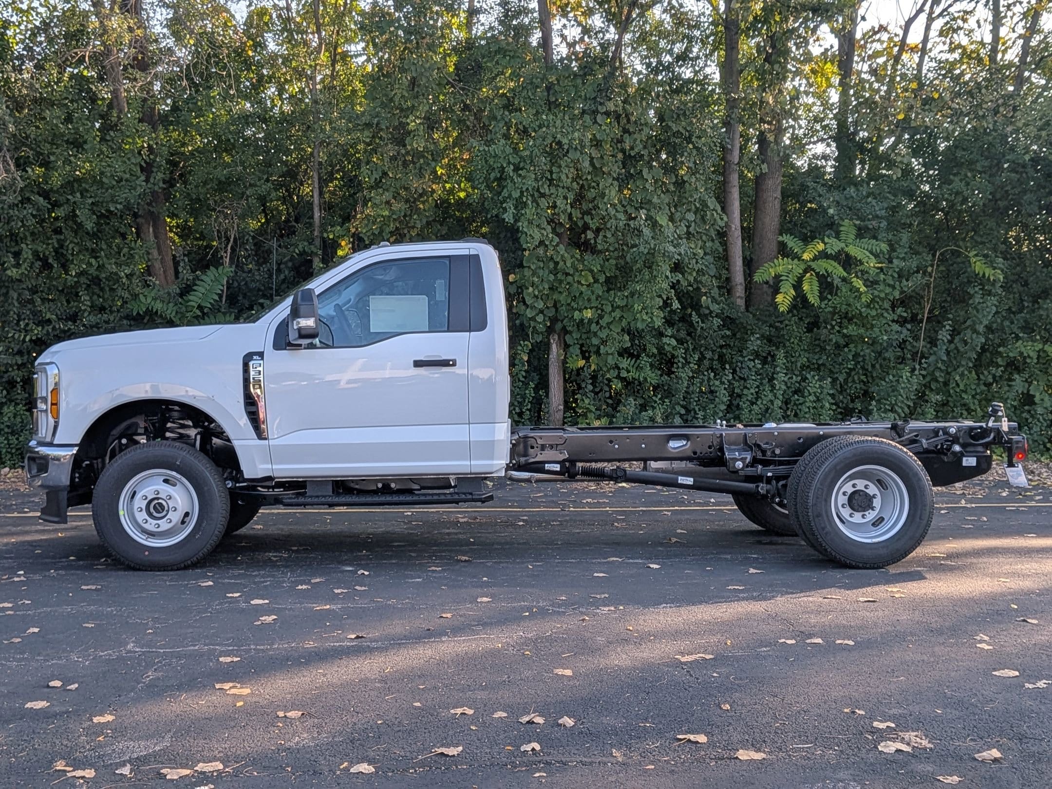 2026 FORD F-350 - Image 8