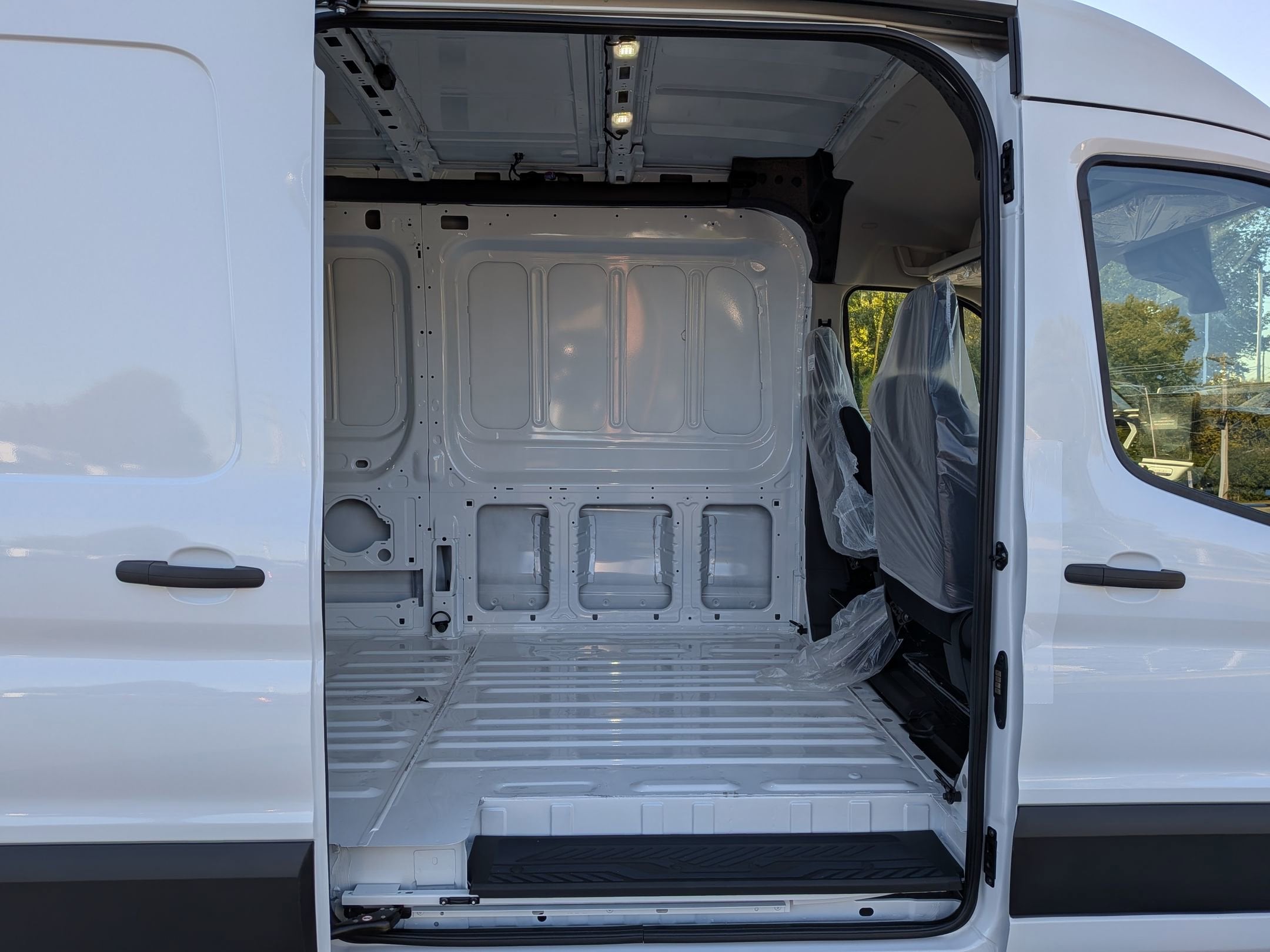 2026 FORD TRANSIT - Image 23