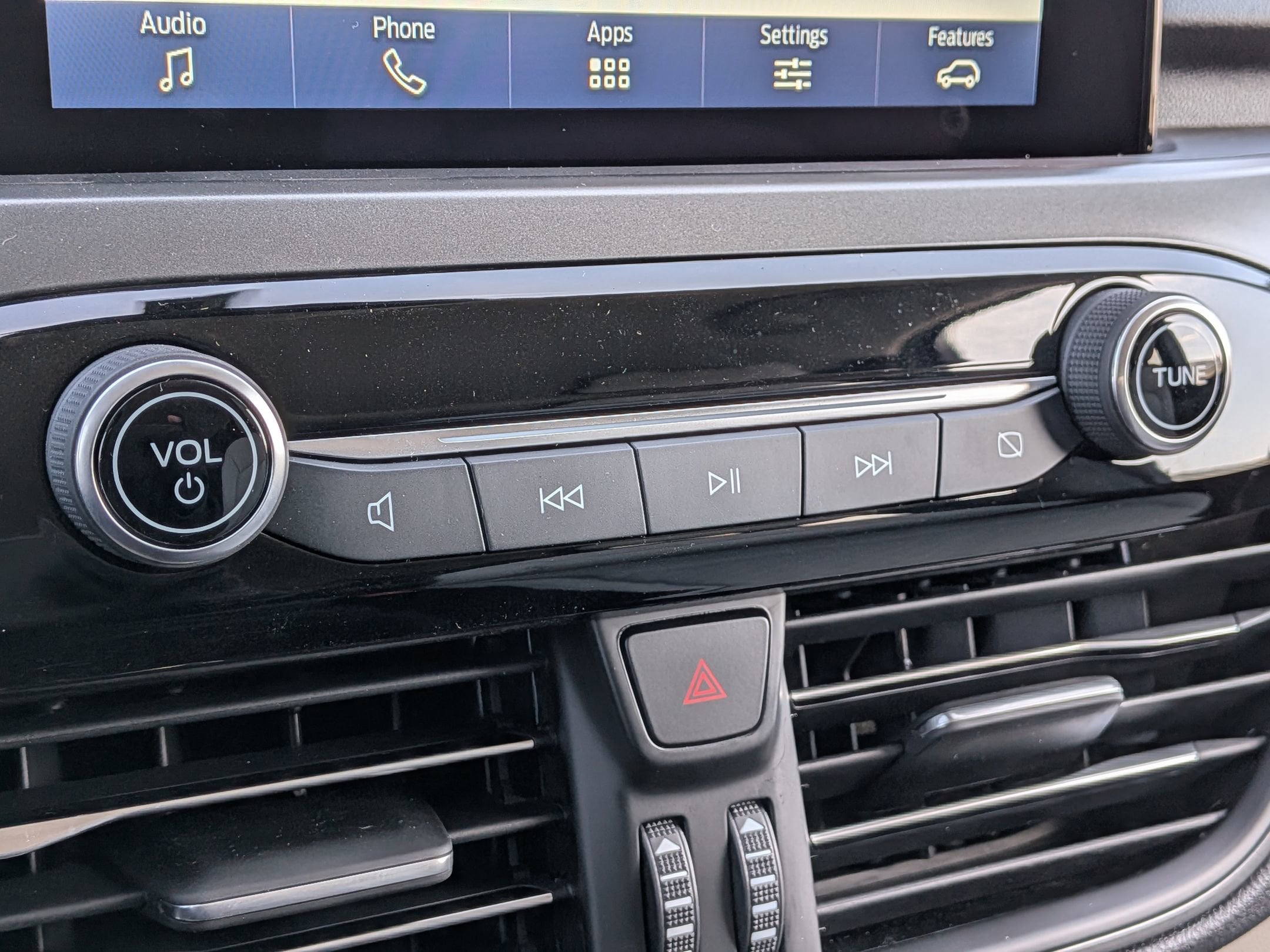 2026 FORD ESCAPE - Image 19