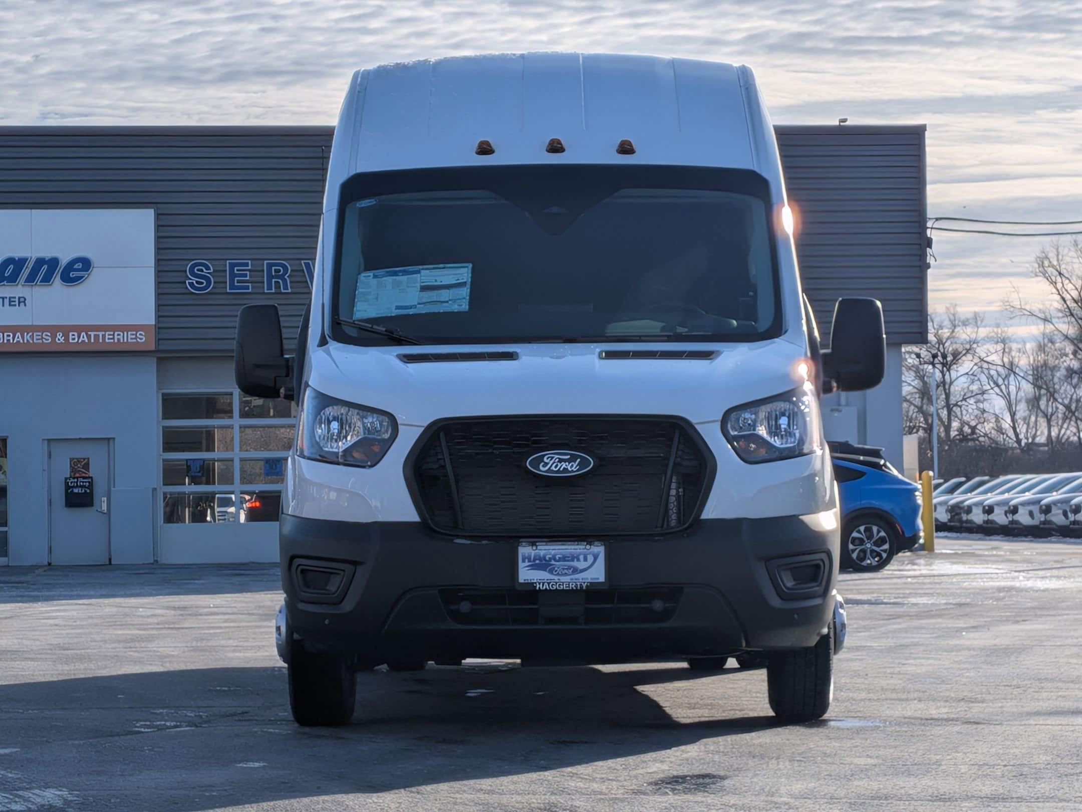 2026 FORD TRANSIT - Image 2