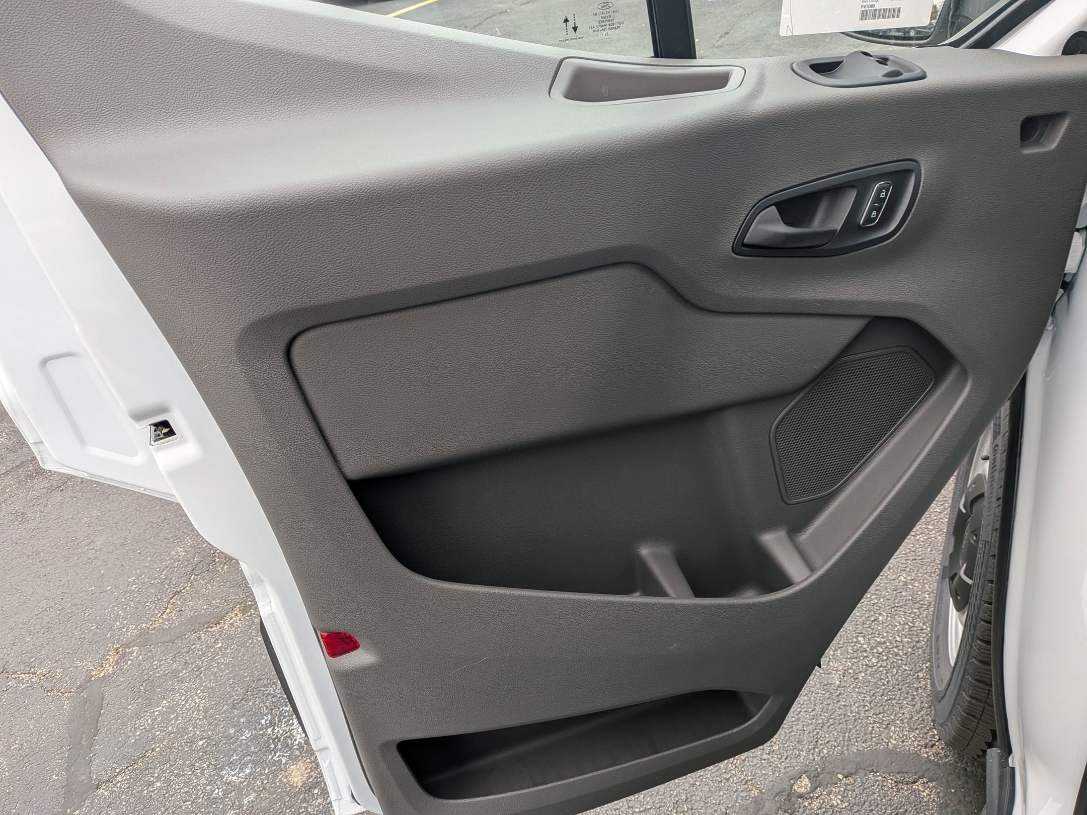 2026 FORD TRANSIT - Image 11