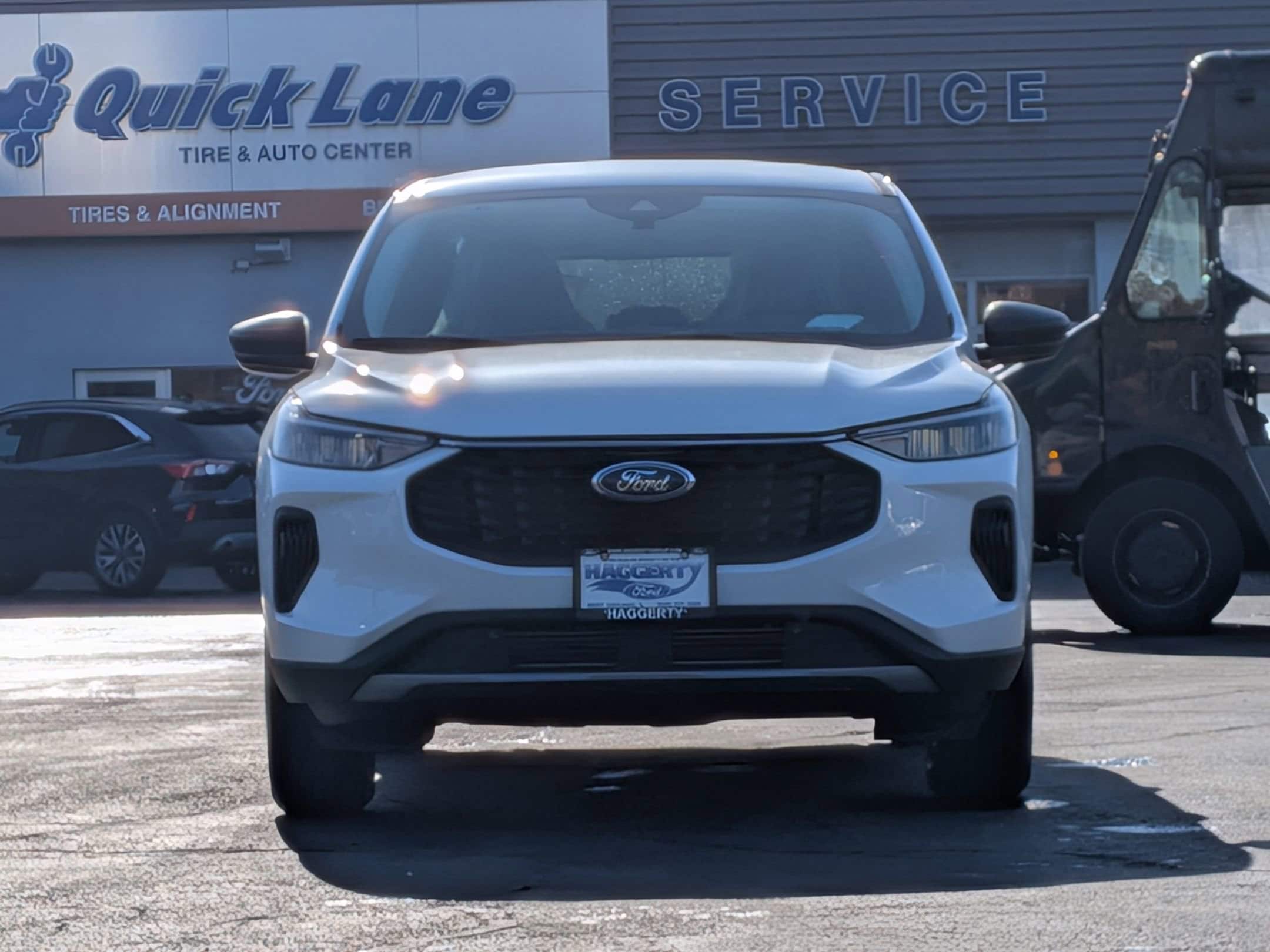 2026 FORD ESCAPE - Image 2