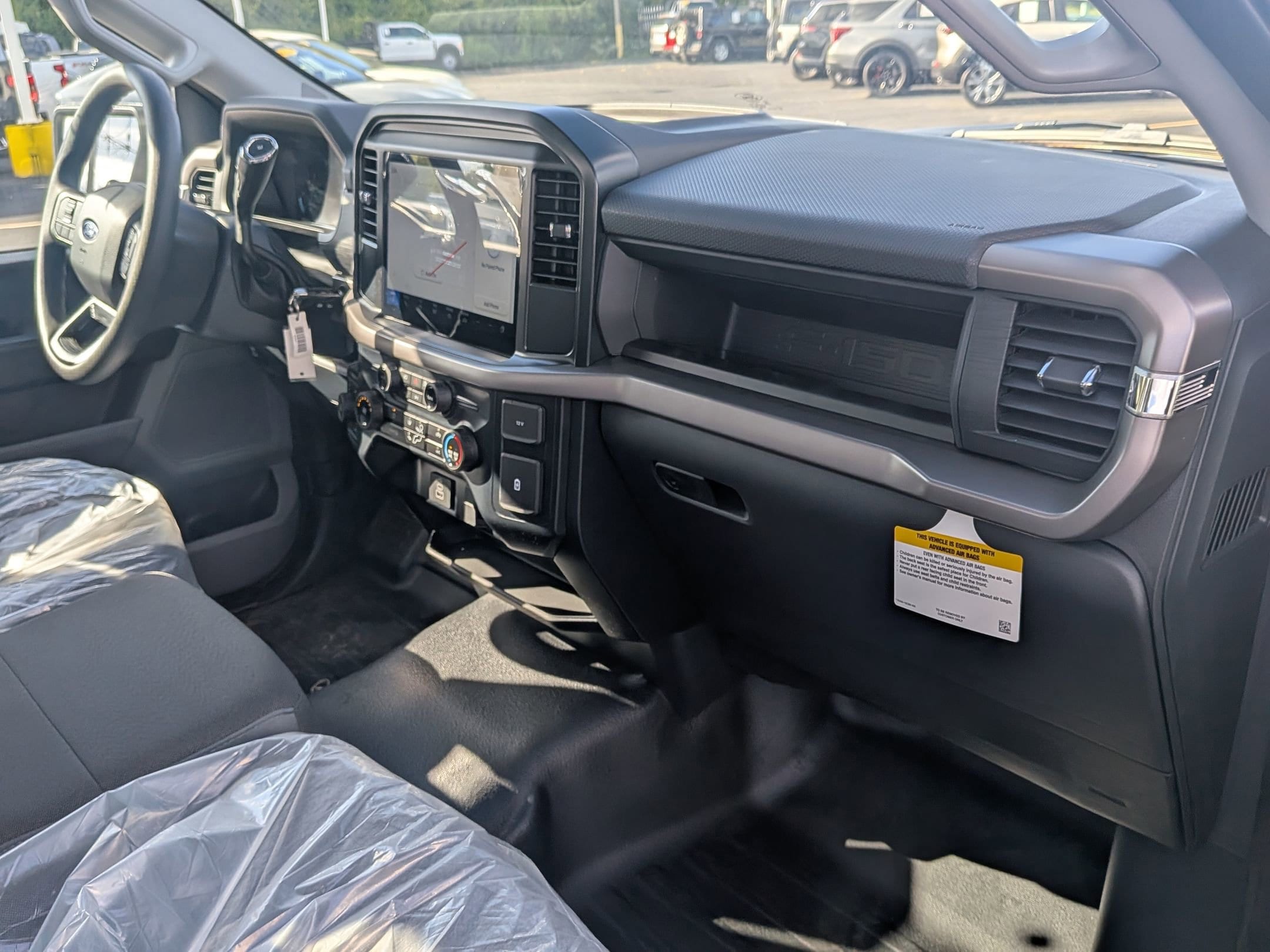 2025 FORD F-150 - Image 20