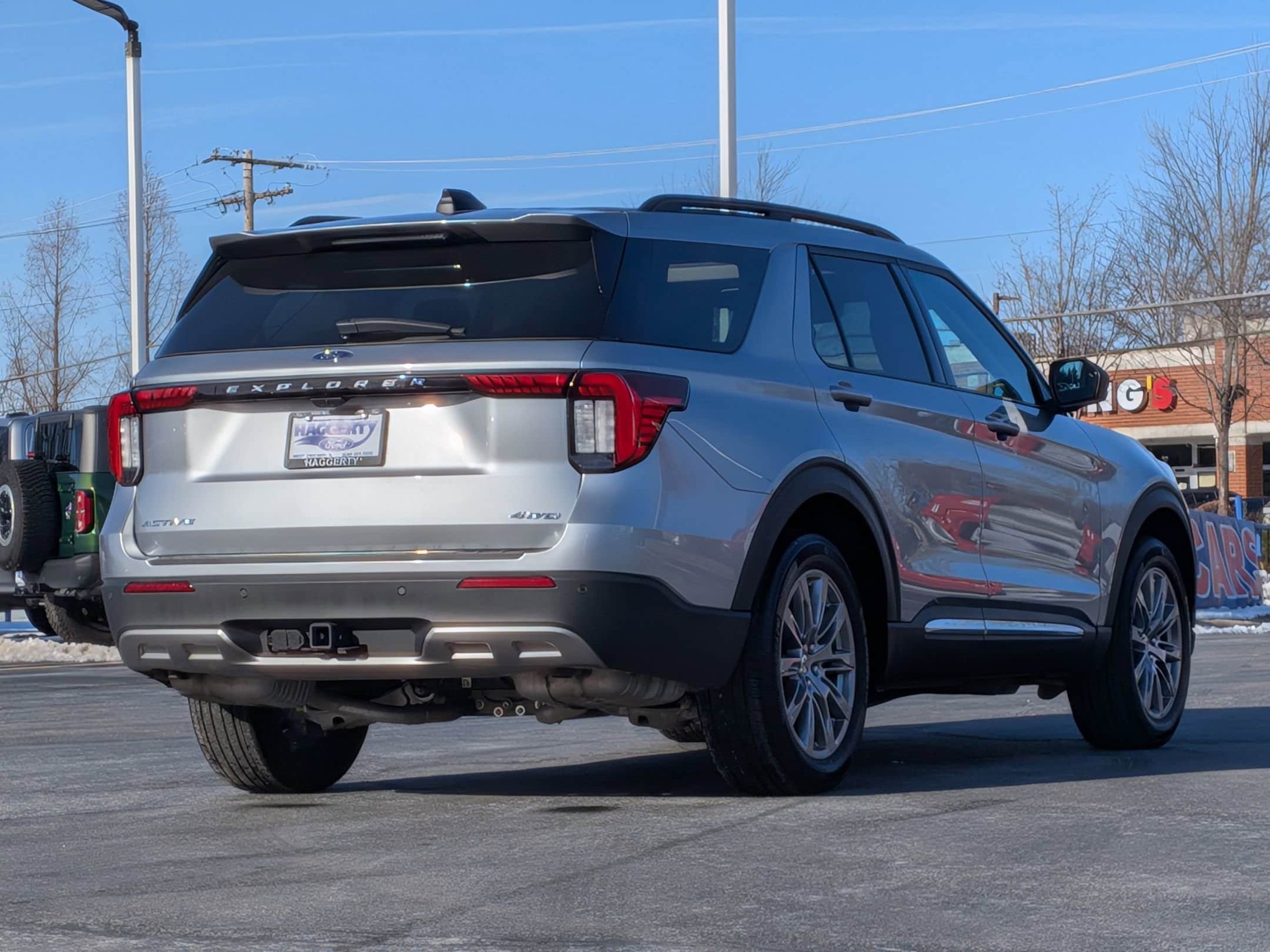2025 FORD EXPLORER - Image 5