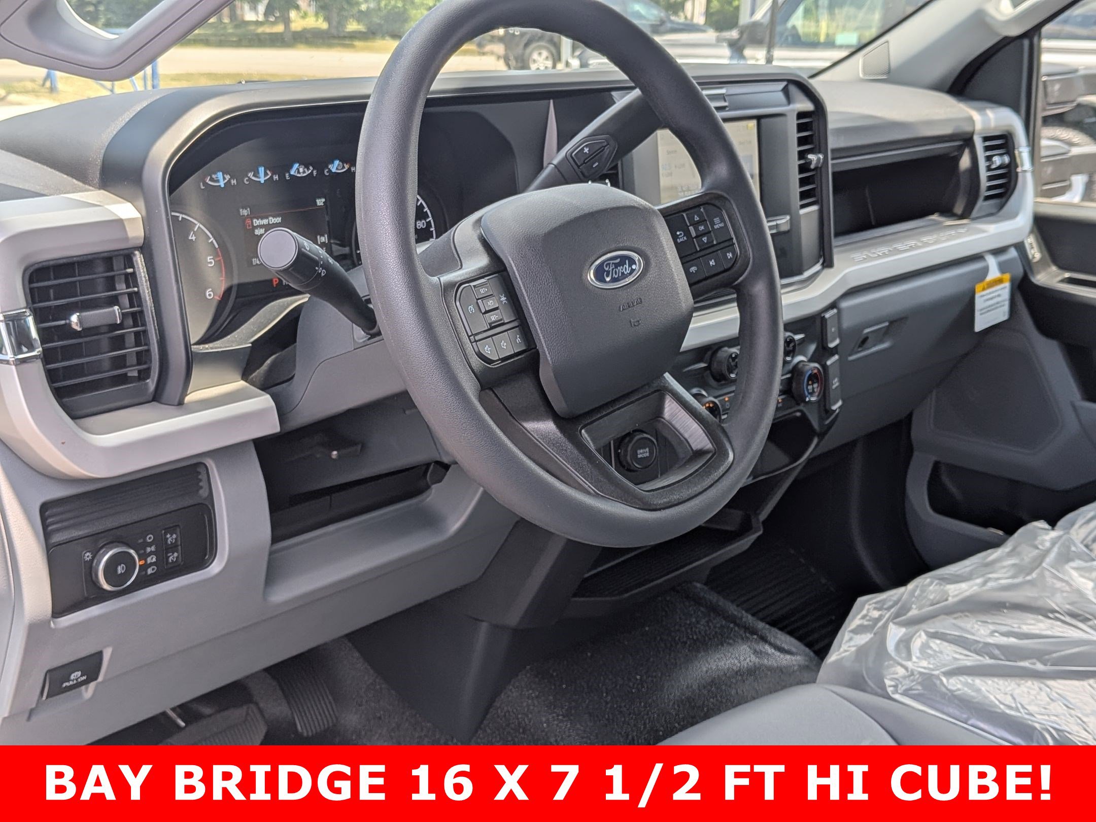 2025 FORD F-450 - Image 12