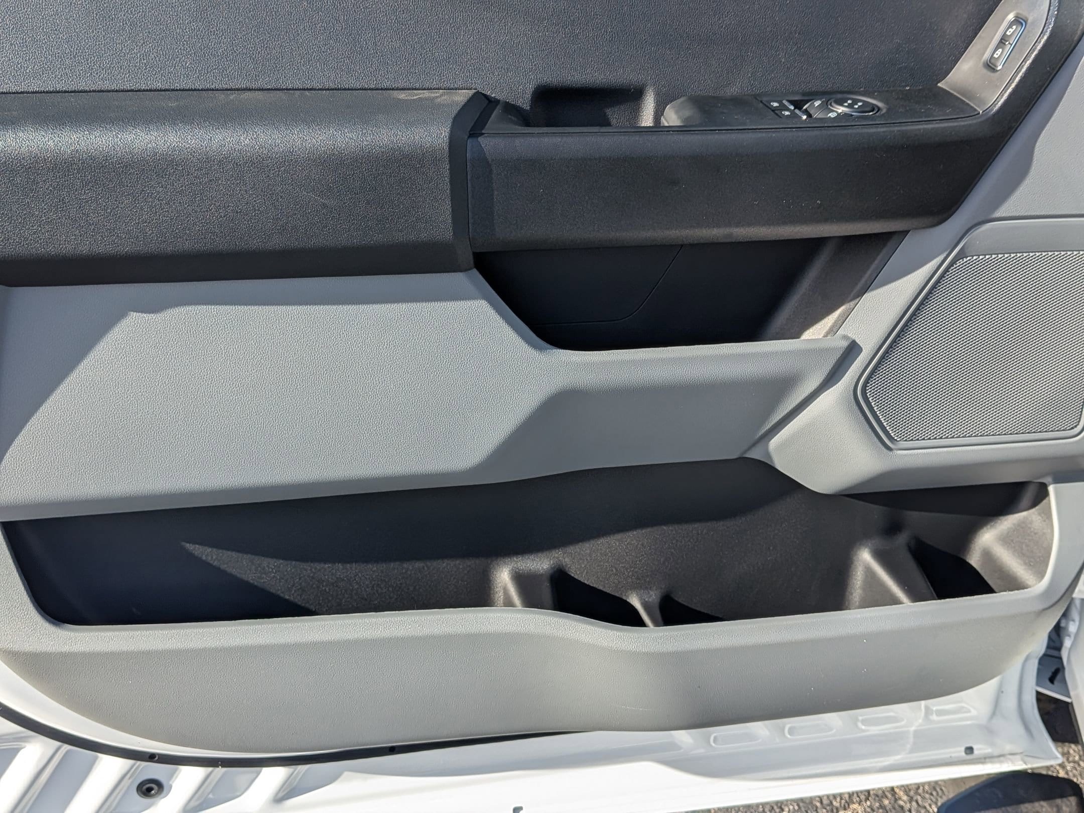 2026 FORD F-350 - Image 12