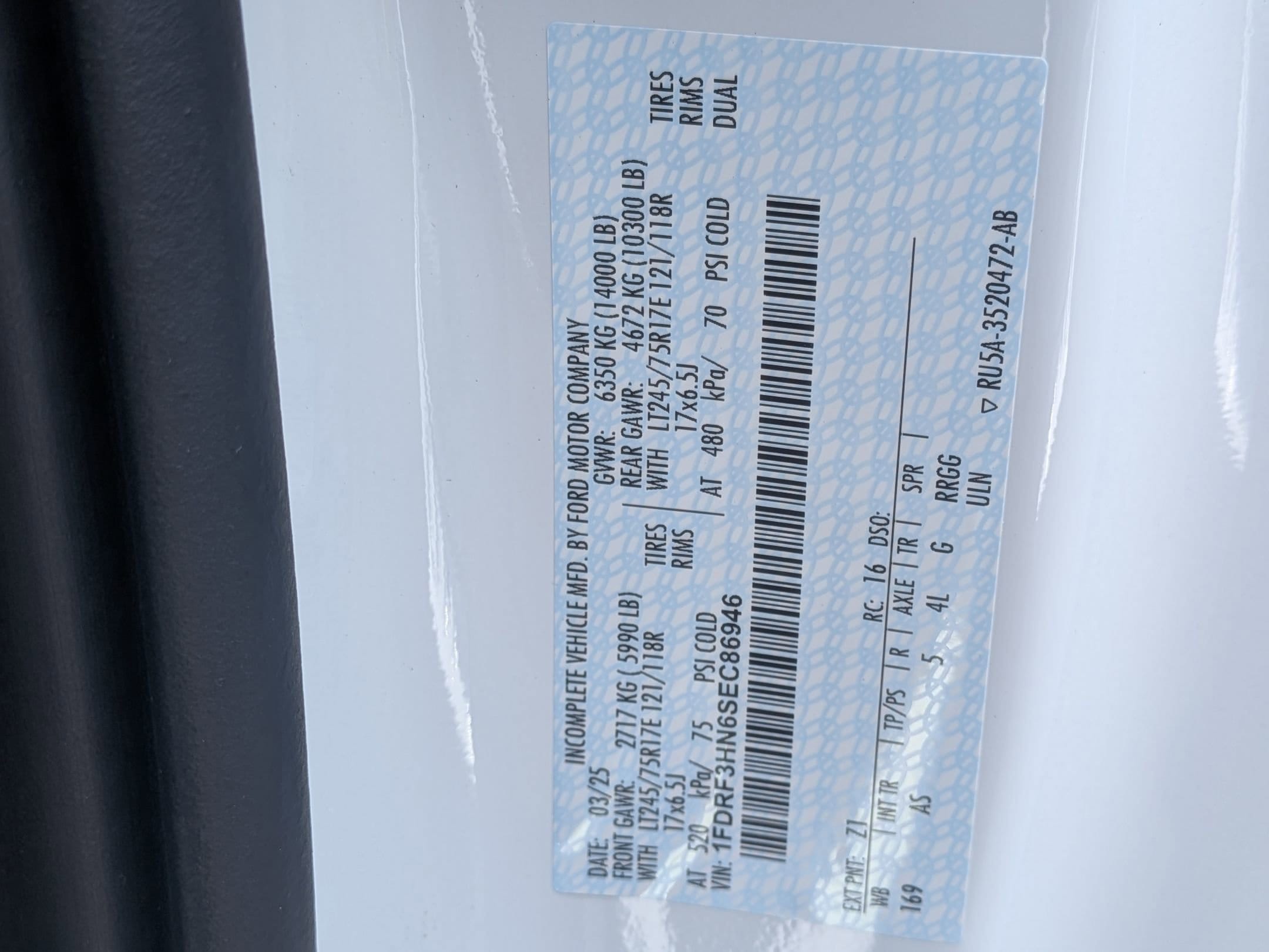 2025 FORD F-350 - Image 22