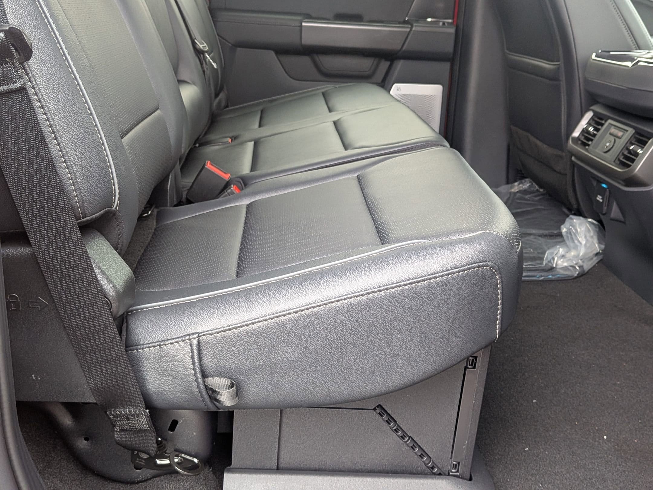 2025 FORD F-150 - Image 26