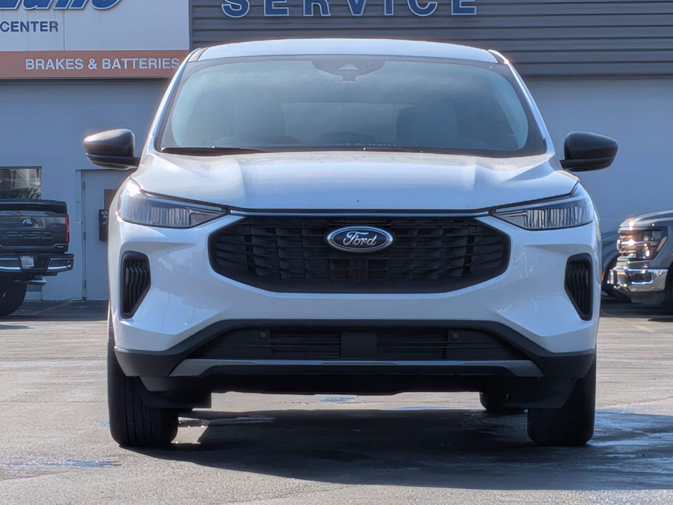 2026 FORD ESCAPE - Image 2