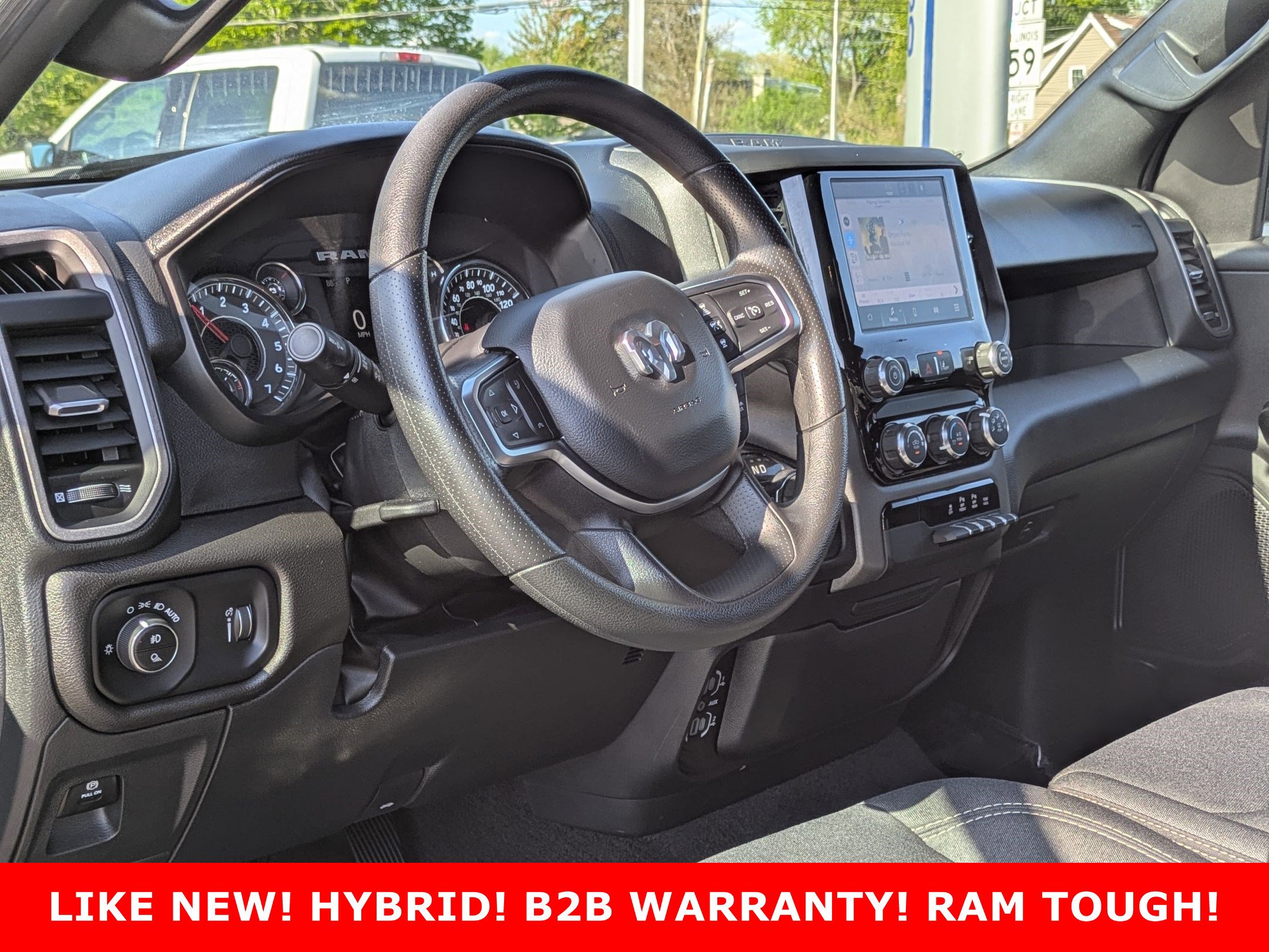 2025 RAM 1500 - Image 9