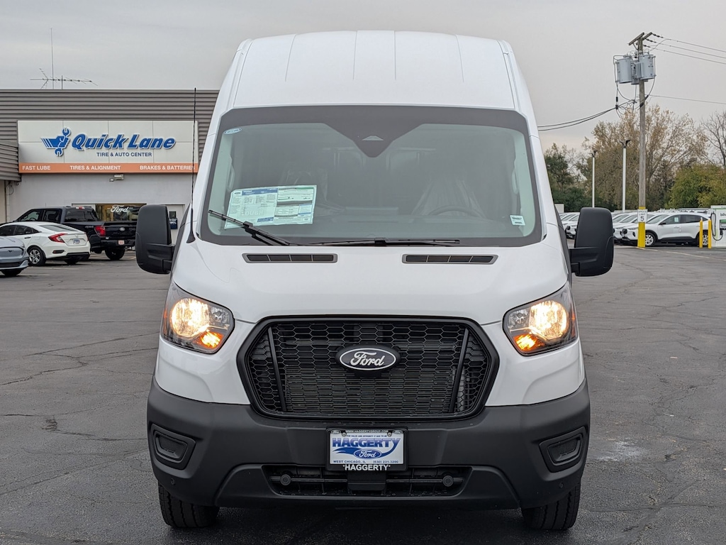 New 2026 Ford Transit T-350 148 EL Hi Rf 9500 GVWR RWD T-350 148 EL Hi Rf 9500 GVWR RWD