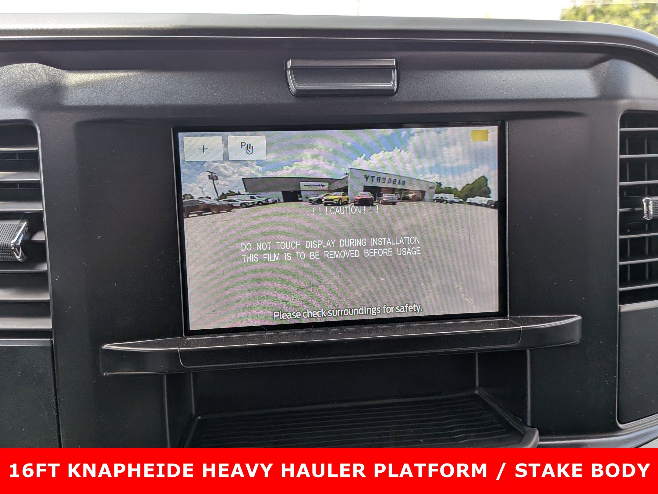 2025 FORD F-550 - Image 20