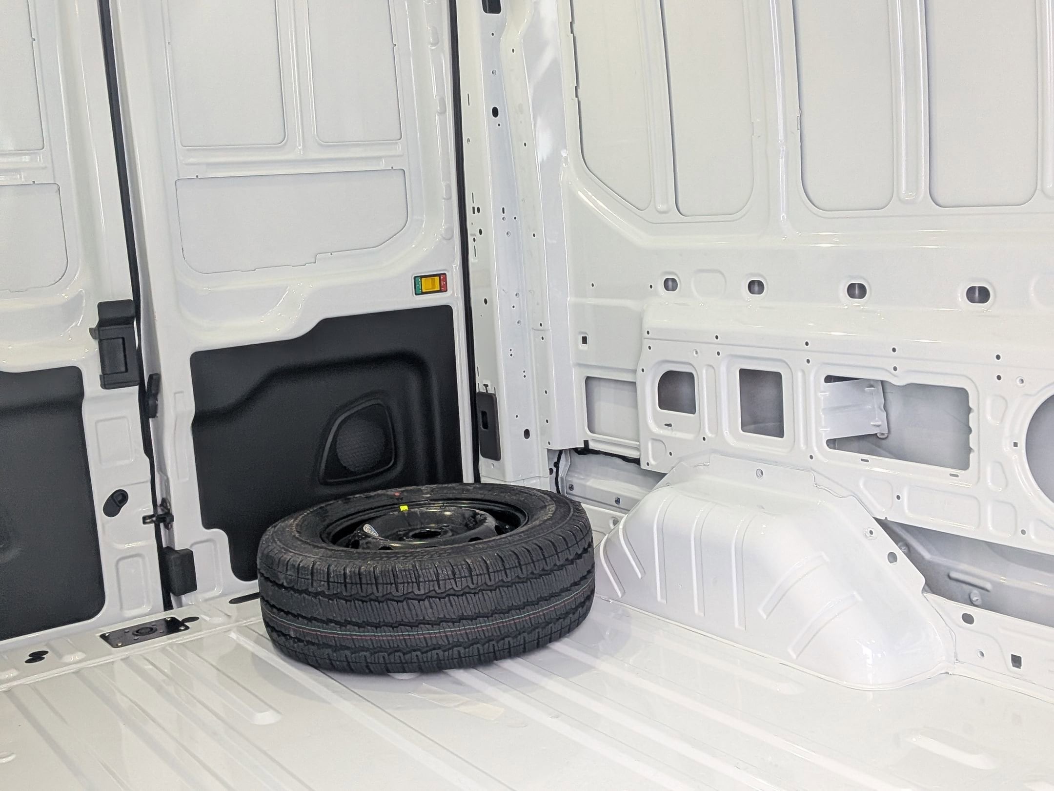 2026 FORD TRANSIT - Image 24