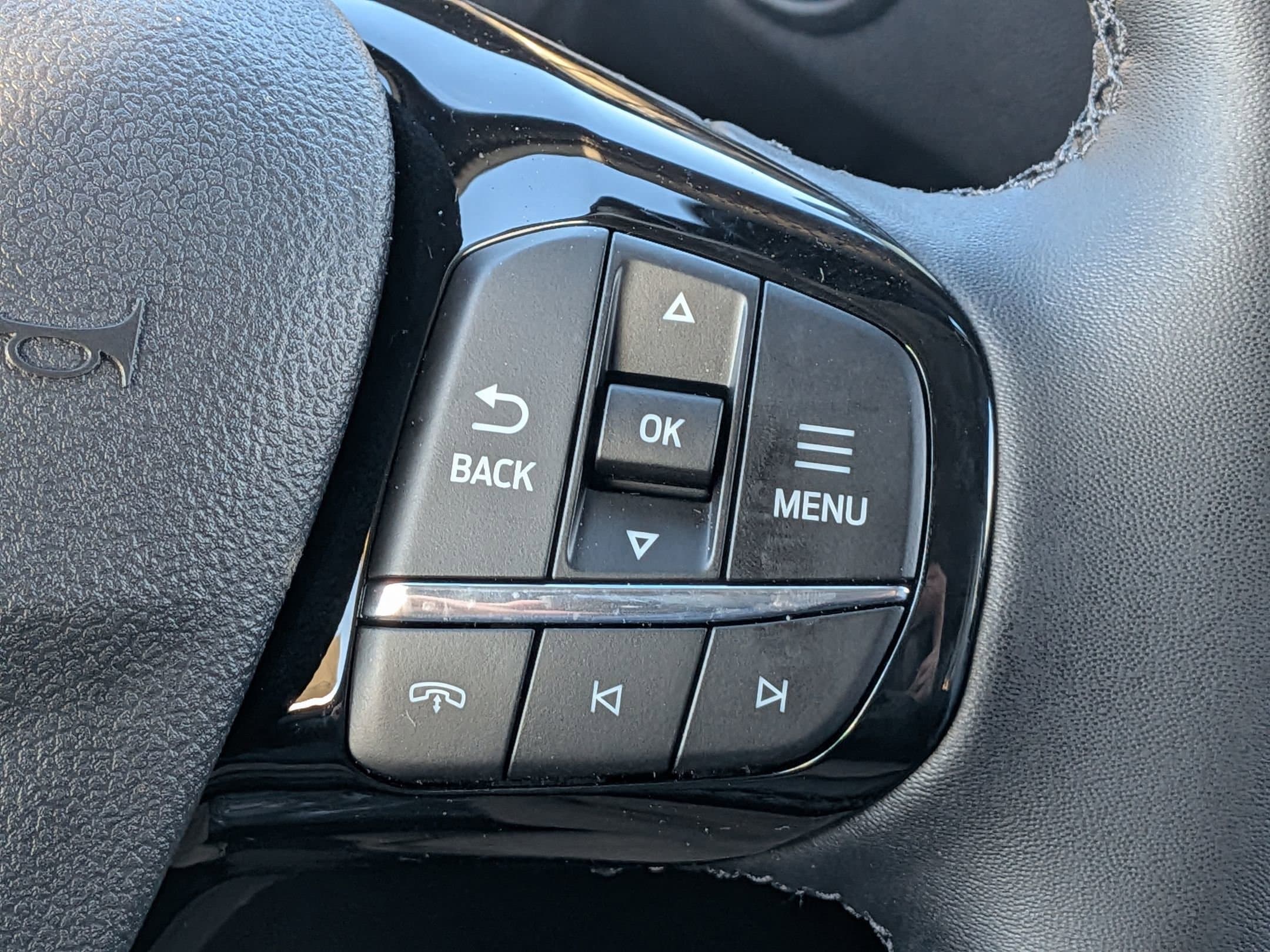 2026 FORD ESCAPE - Image 12