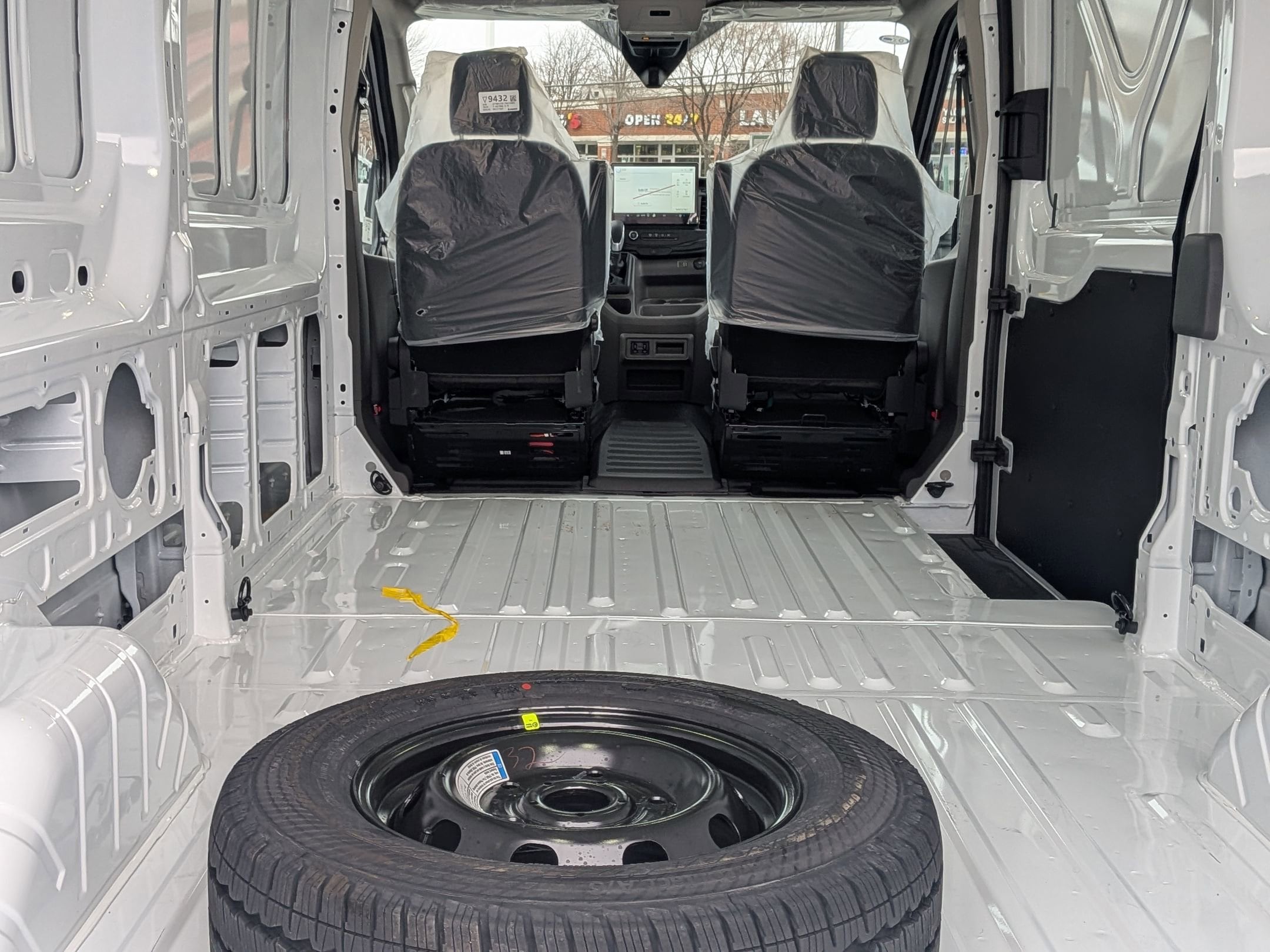 2026 FORD TRANSIT - Image 25