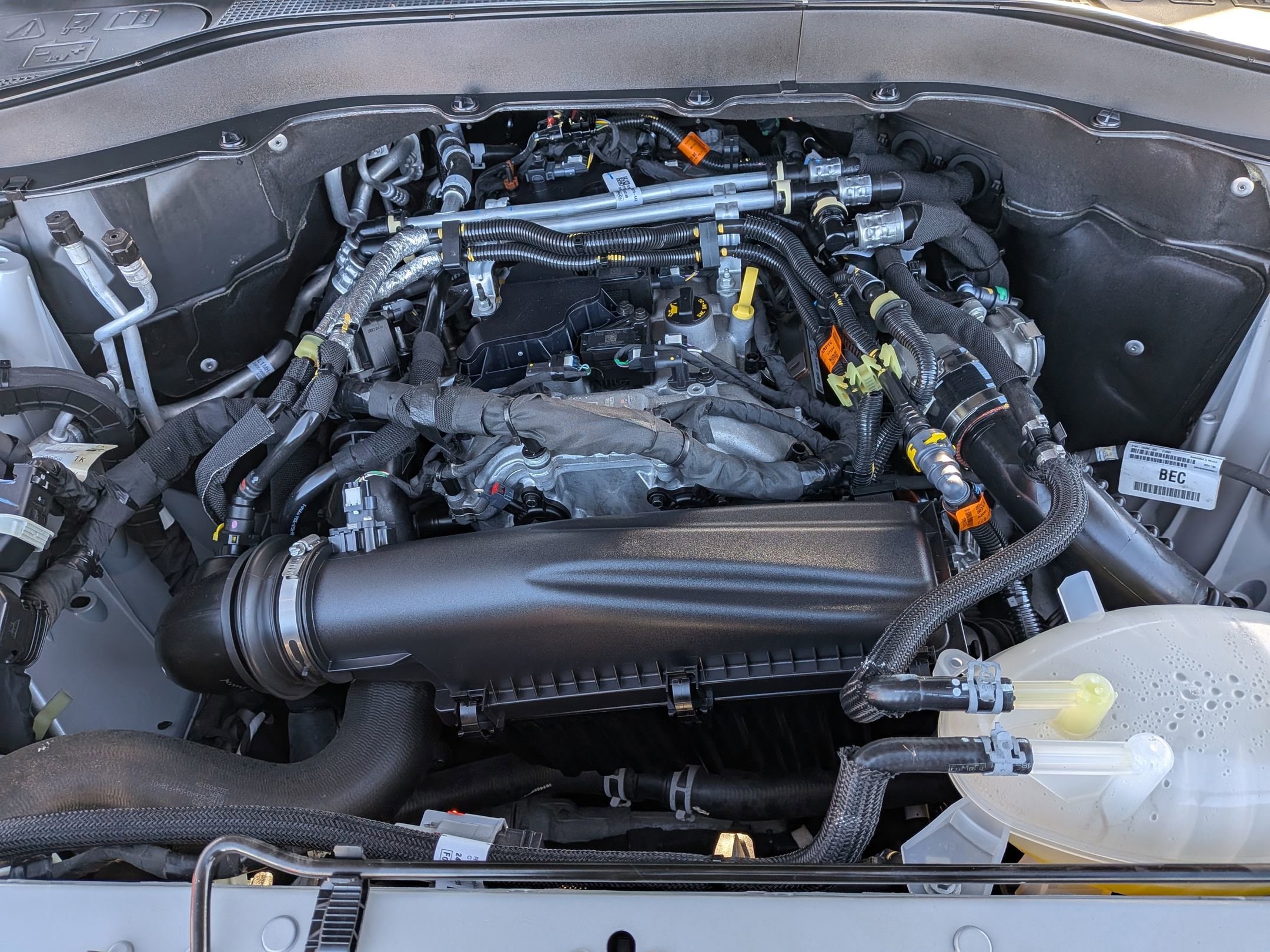 2025 FORD EXPLORER - Image 28