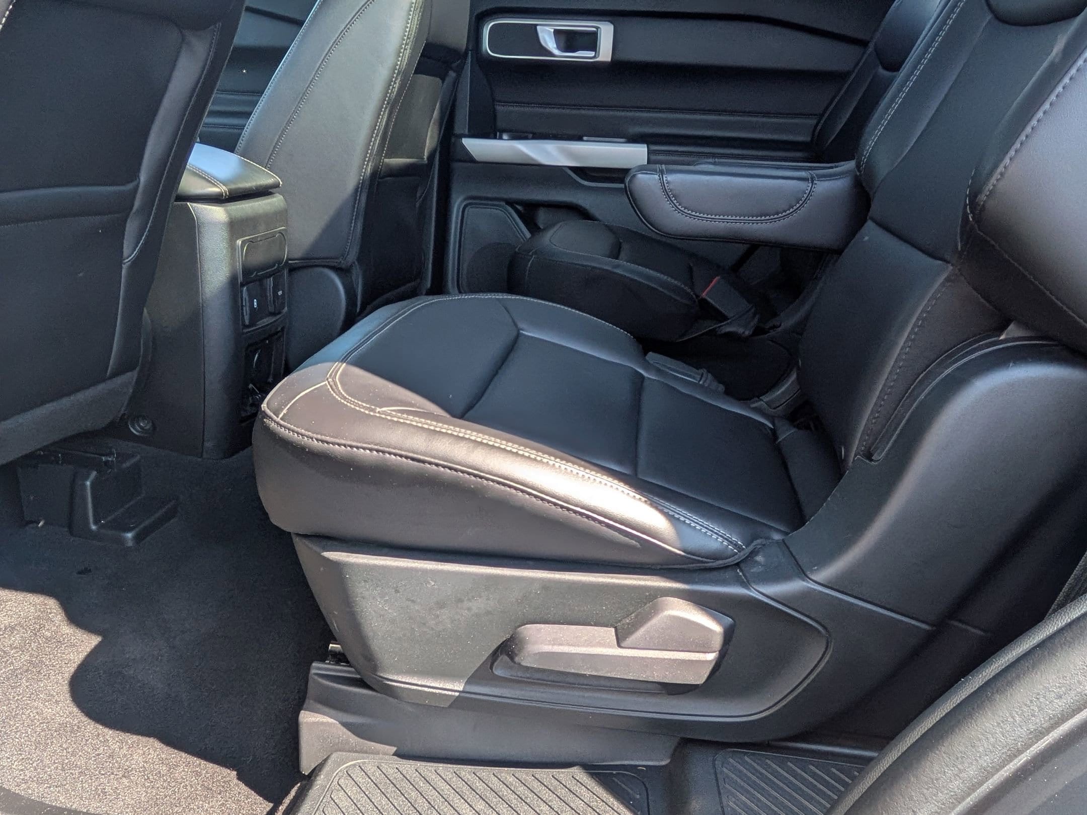 2023 FORD EXPLORER - Image 23