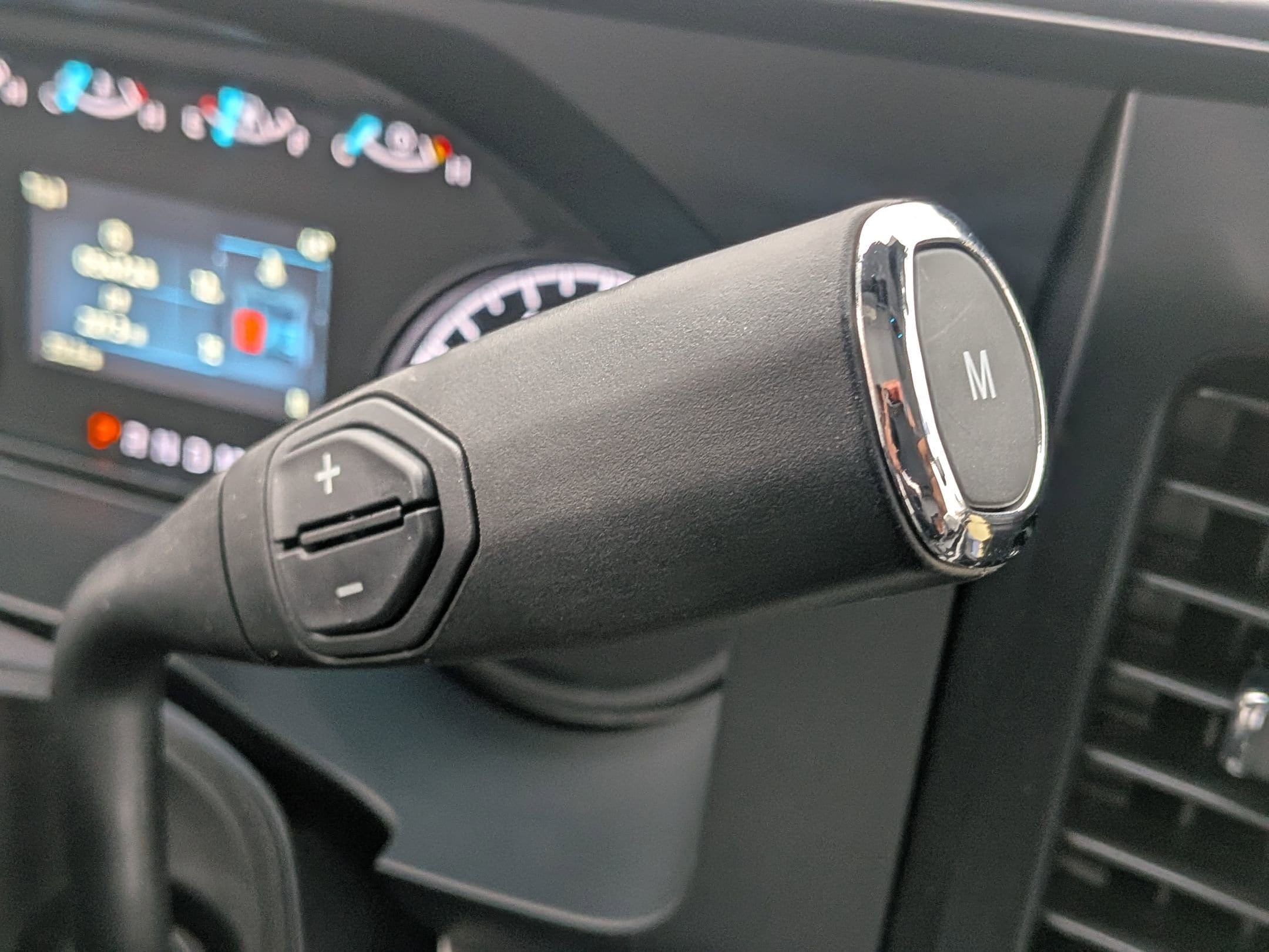 2025 FORD F-350 - Image 20