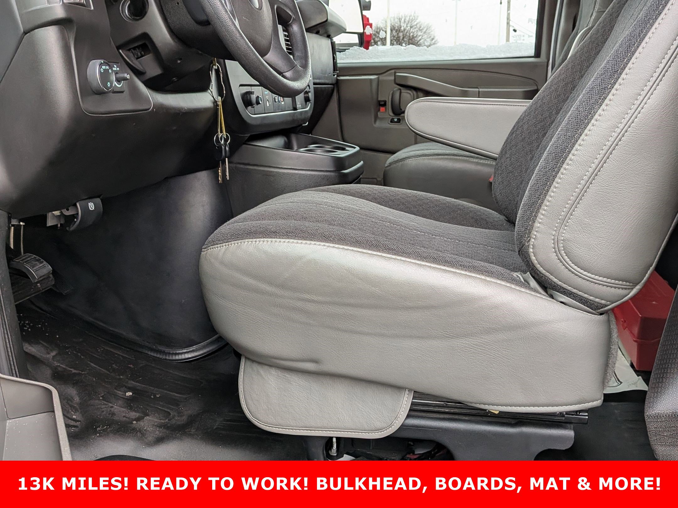 2024 CHEVROLET EXPRESS - Image 11