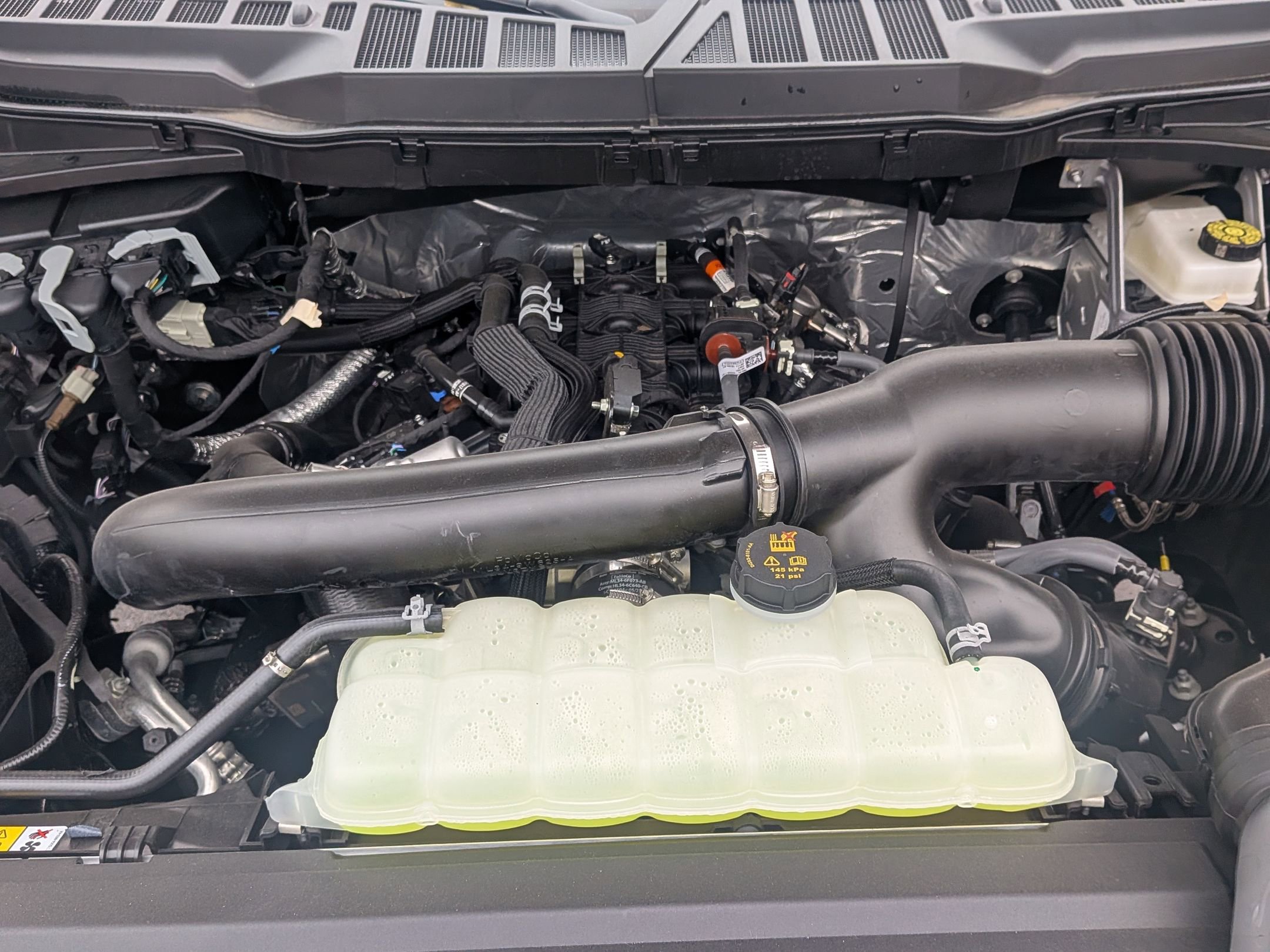 2025 FORD F-150 - Image 28