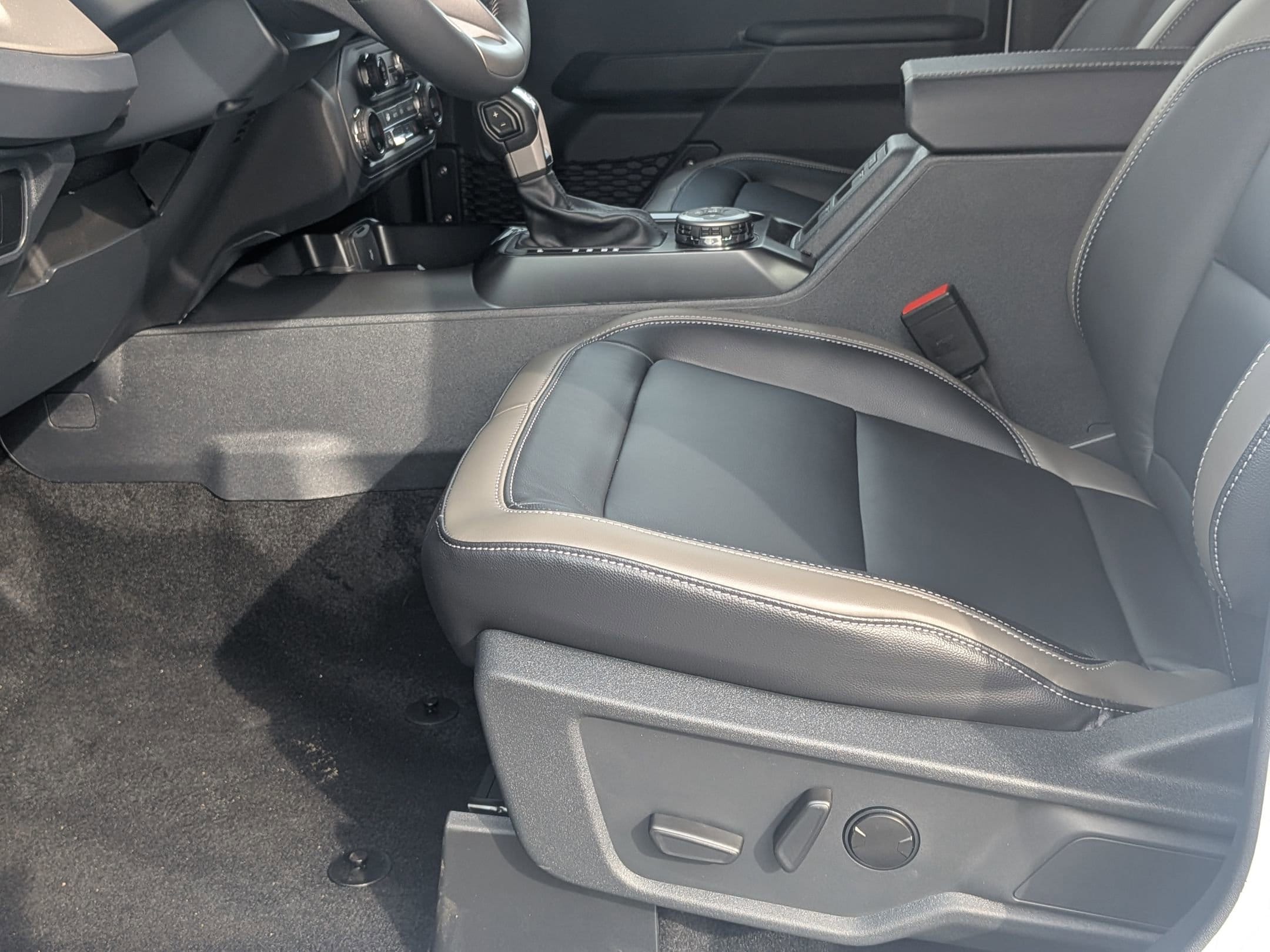 2025 FORD BRONCO - Image 11