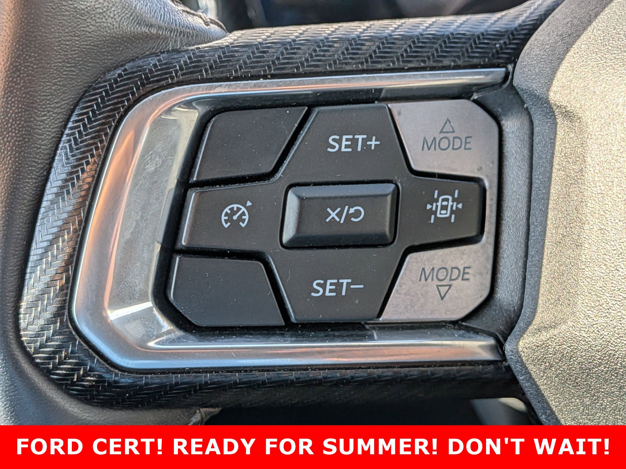 2025 Ford Mustang EcoBoost Premium - Photo 14