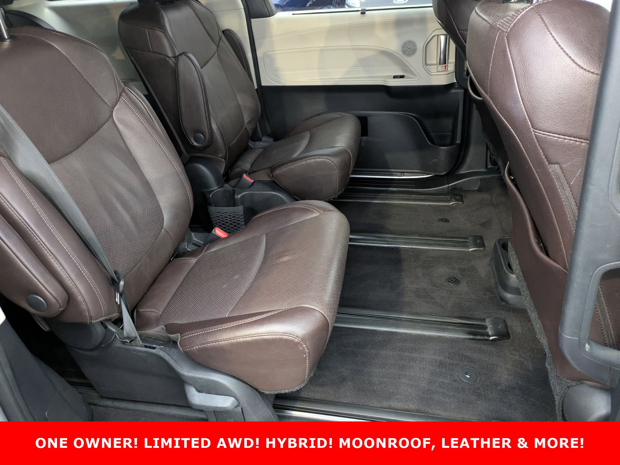 2021 TOYOTA SIENNA - Image 29