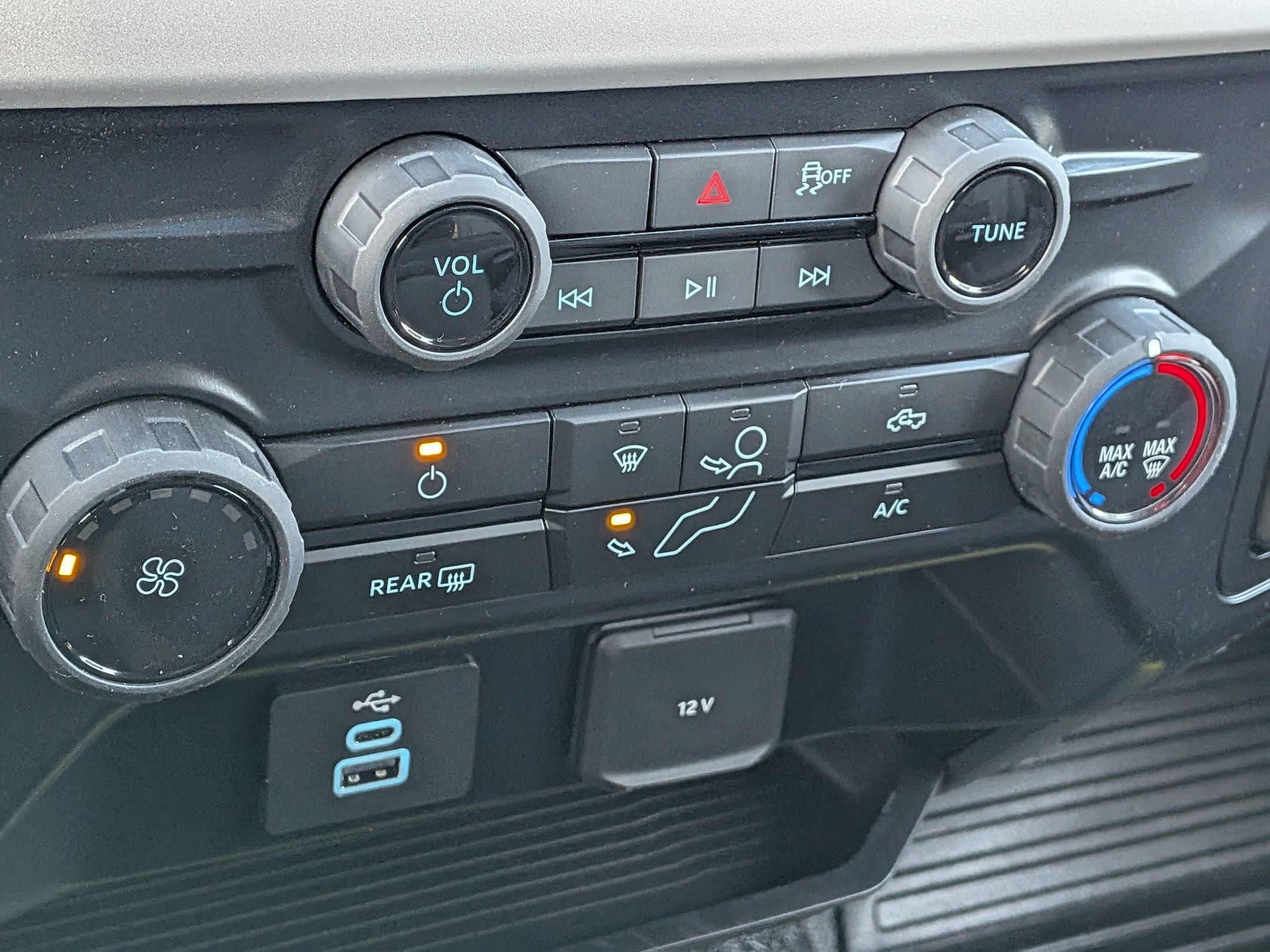 2026 FORD F-250 - Image 18