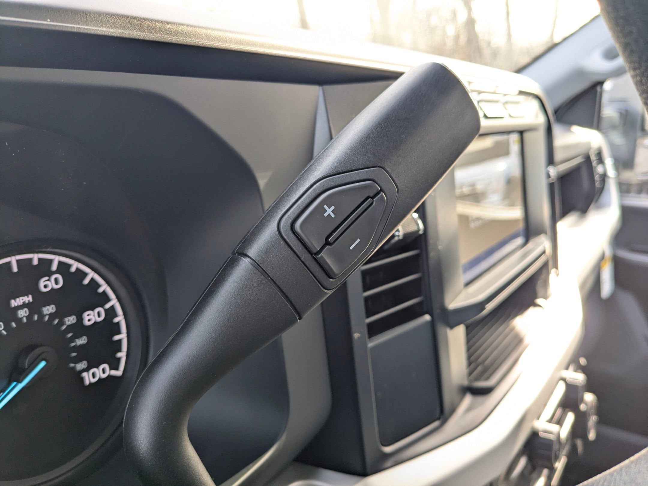 2024 FORD F-450 - Image 18