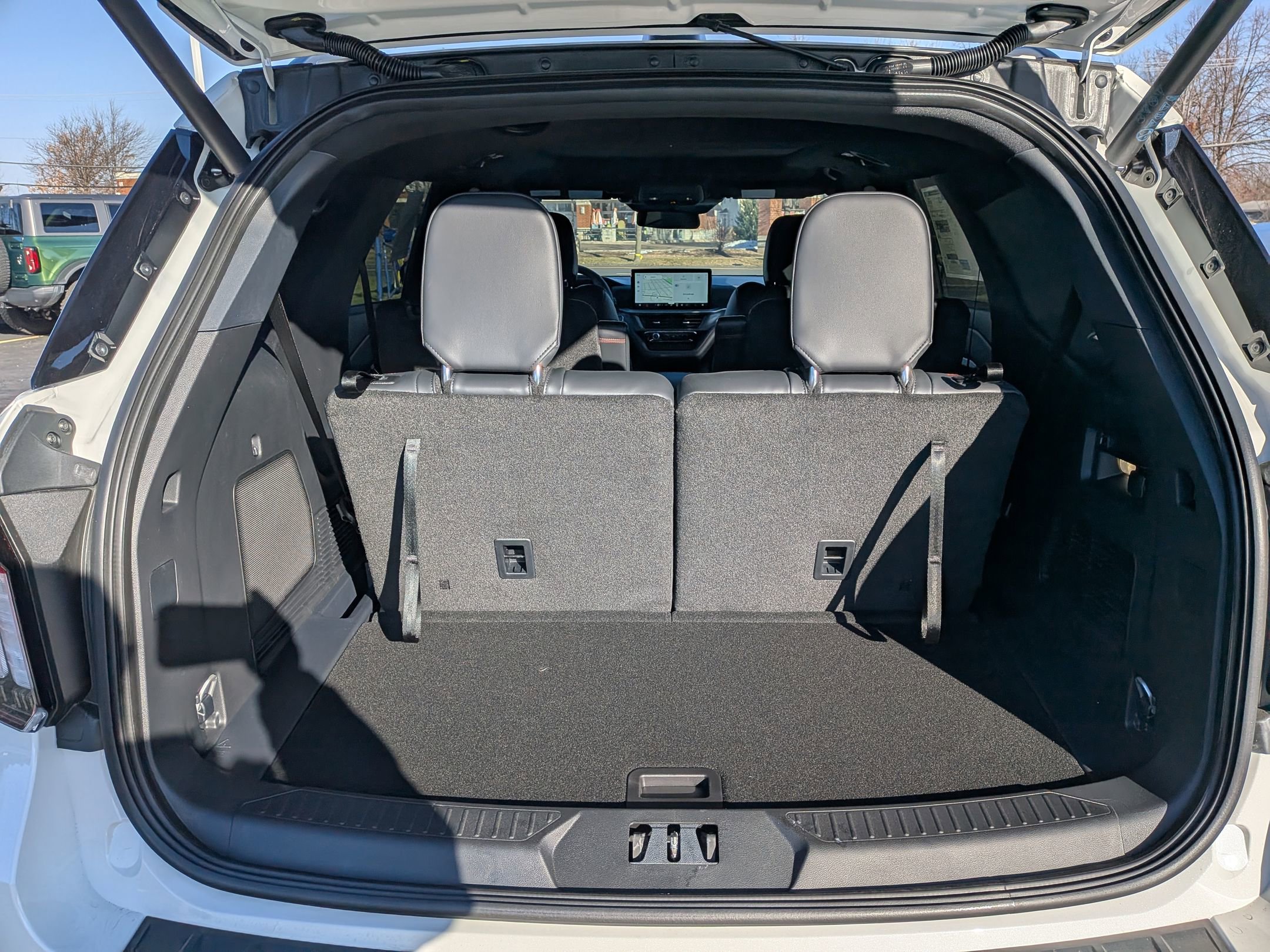 2026 FORD EXPLORER - Image 23