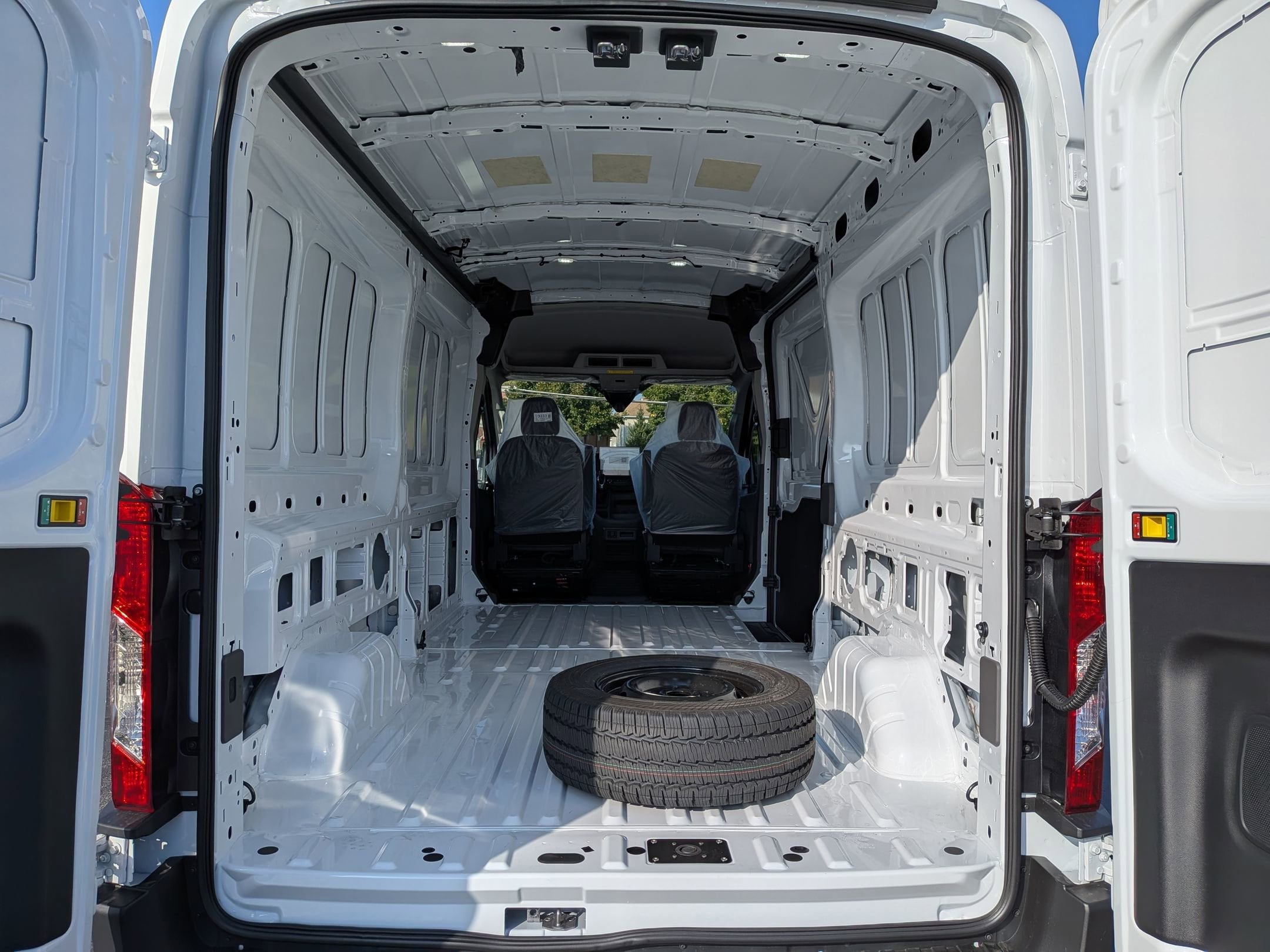 2026 FORD TRANSIT - Image 20