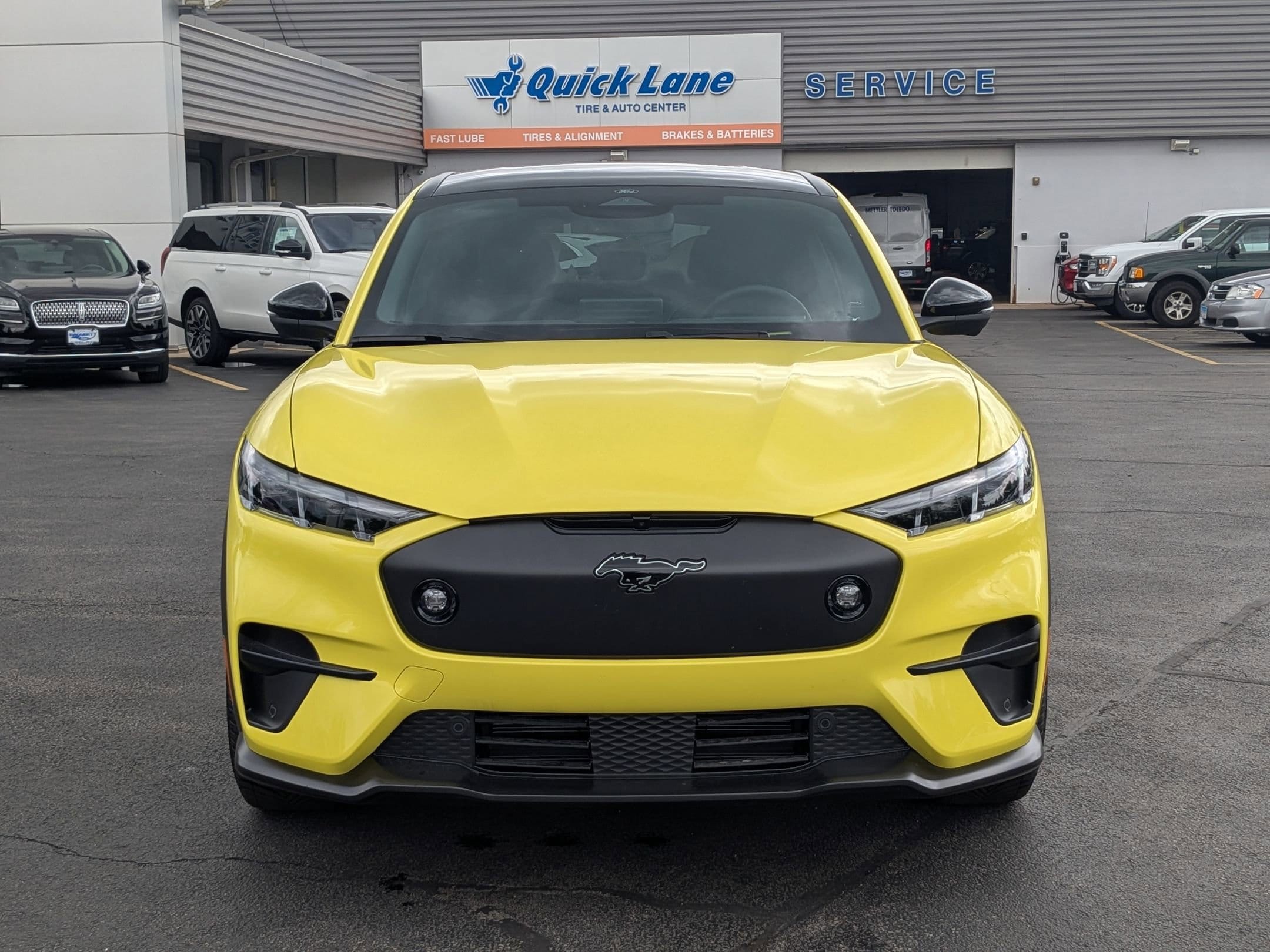 2025 FORD MUSTANG MACH-E - Image 2