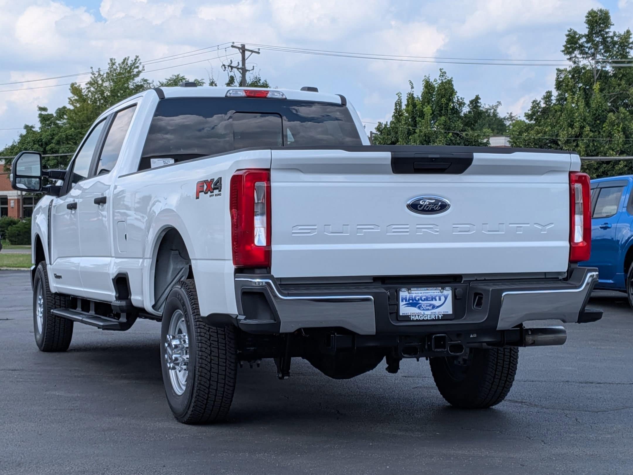 2025 FORD F-250 - Image 7