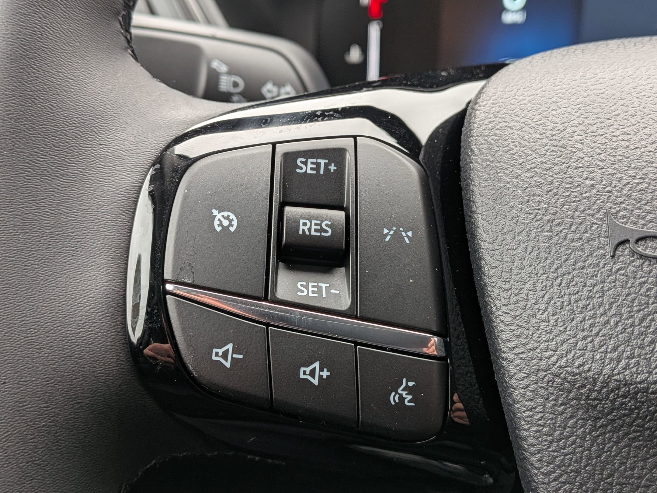 2026 FORD ESCAPE - Image 14